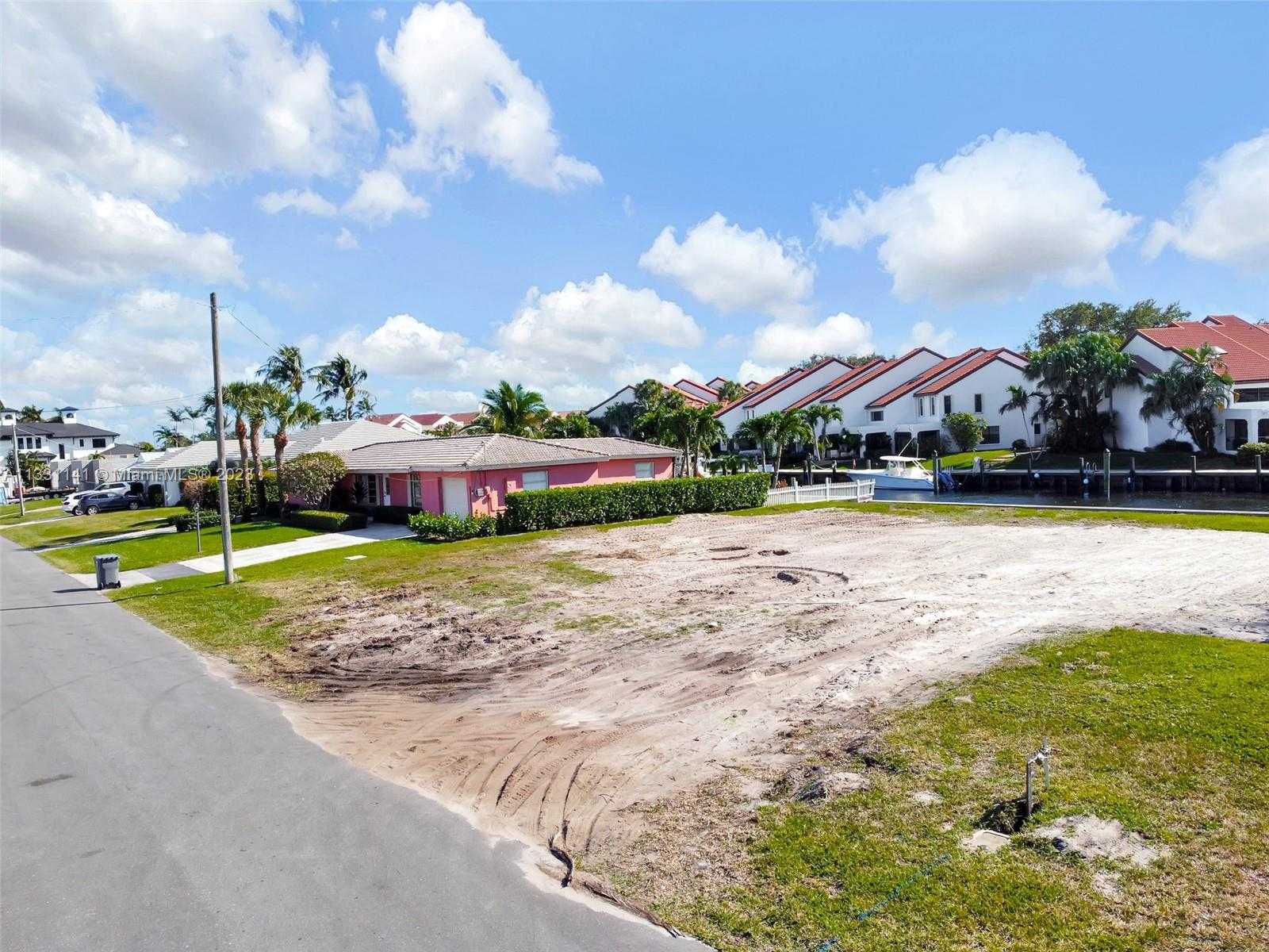 Small Image of 2400 EDWARD RD, Palm Beach Gardens Number 46