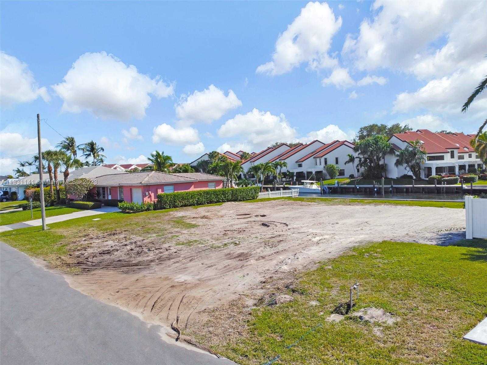 Small Image of 2400 EDWARD RD, Palm Beach Gardens Number 47