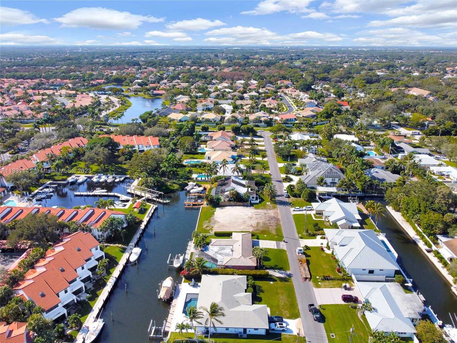 Small Image of 2400 EDWARD RD, Palm Beach Gardens Number 7