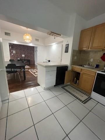 Small Image of 2811 INDIAN CREEK DR, Miami Beach Number 12