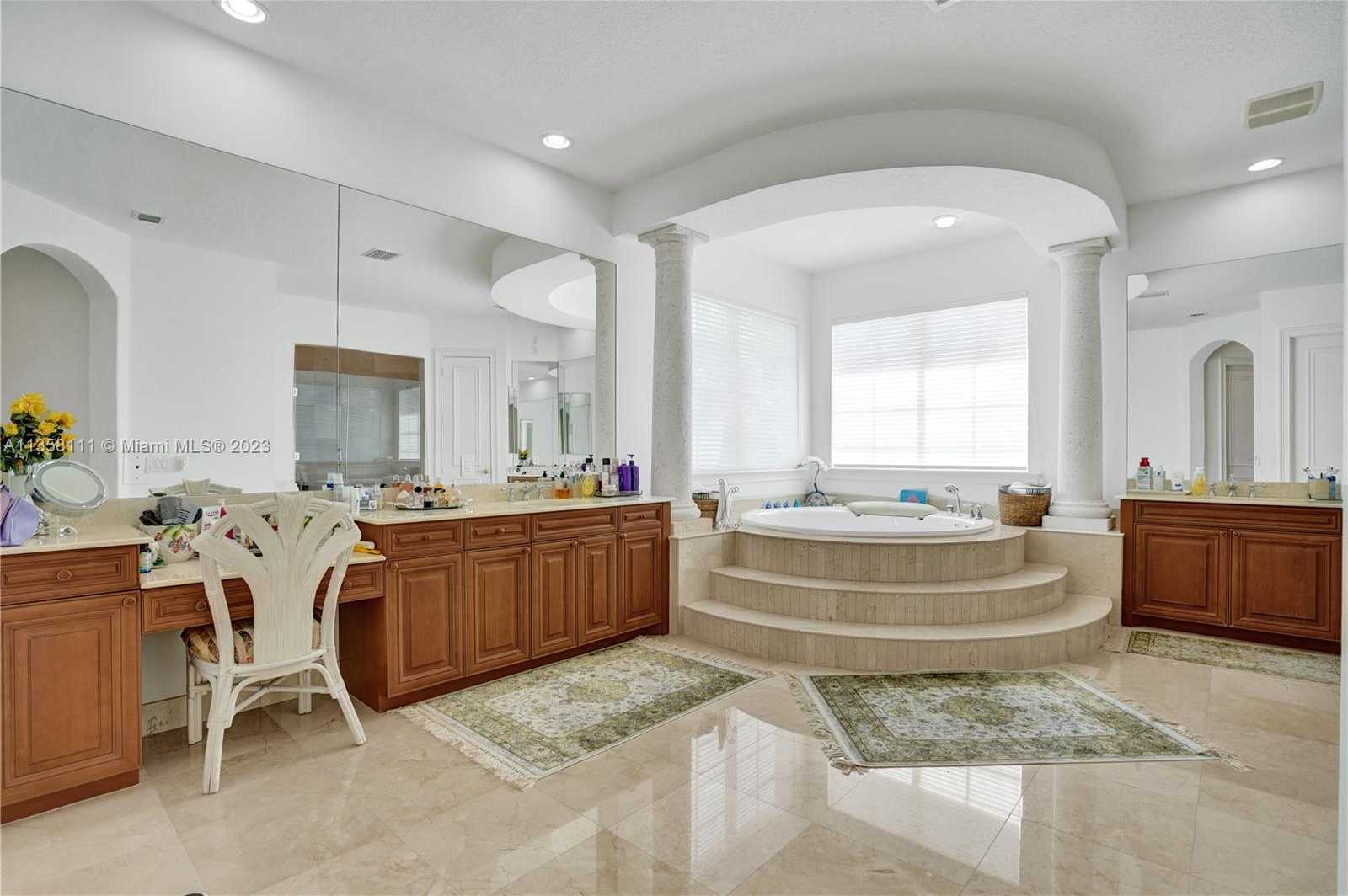 Small Image of 1130 HARBOR CT, Hollywood Number 16
