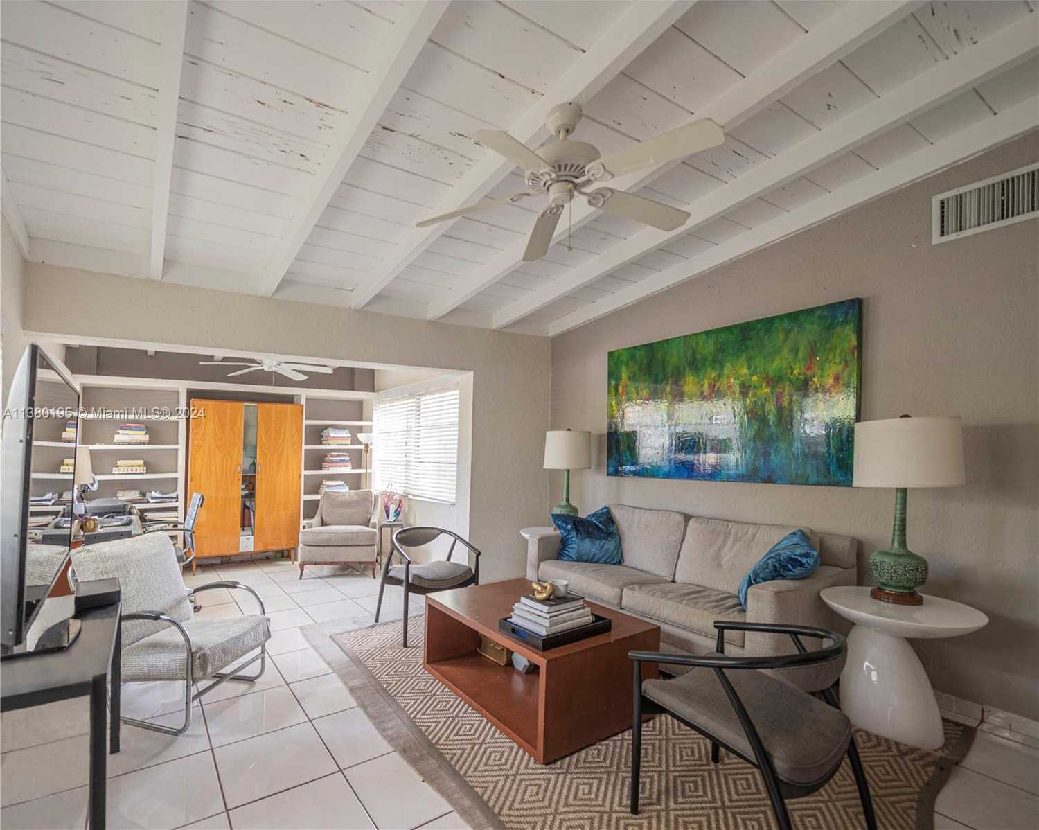 Small Image of 2018 FLETCHER ST, Hollywood Number 12
