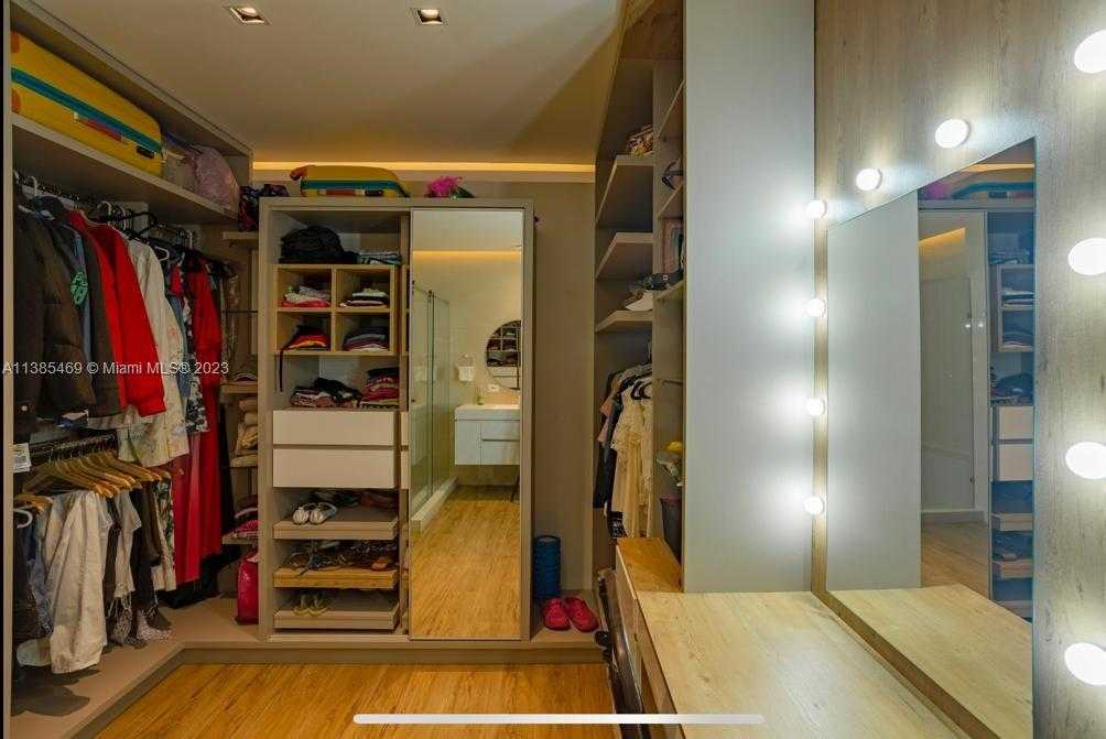 Small Image of 6 MALABAR CASA M1, Out of City Number 15
