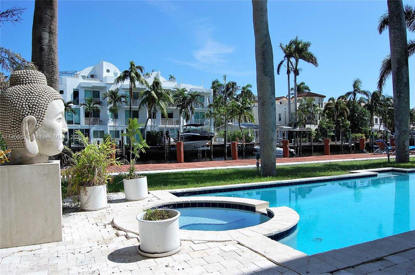 Small Image of 450 VICTORIA TER, Fort Lauderdale Number 15