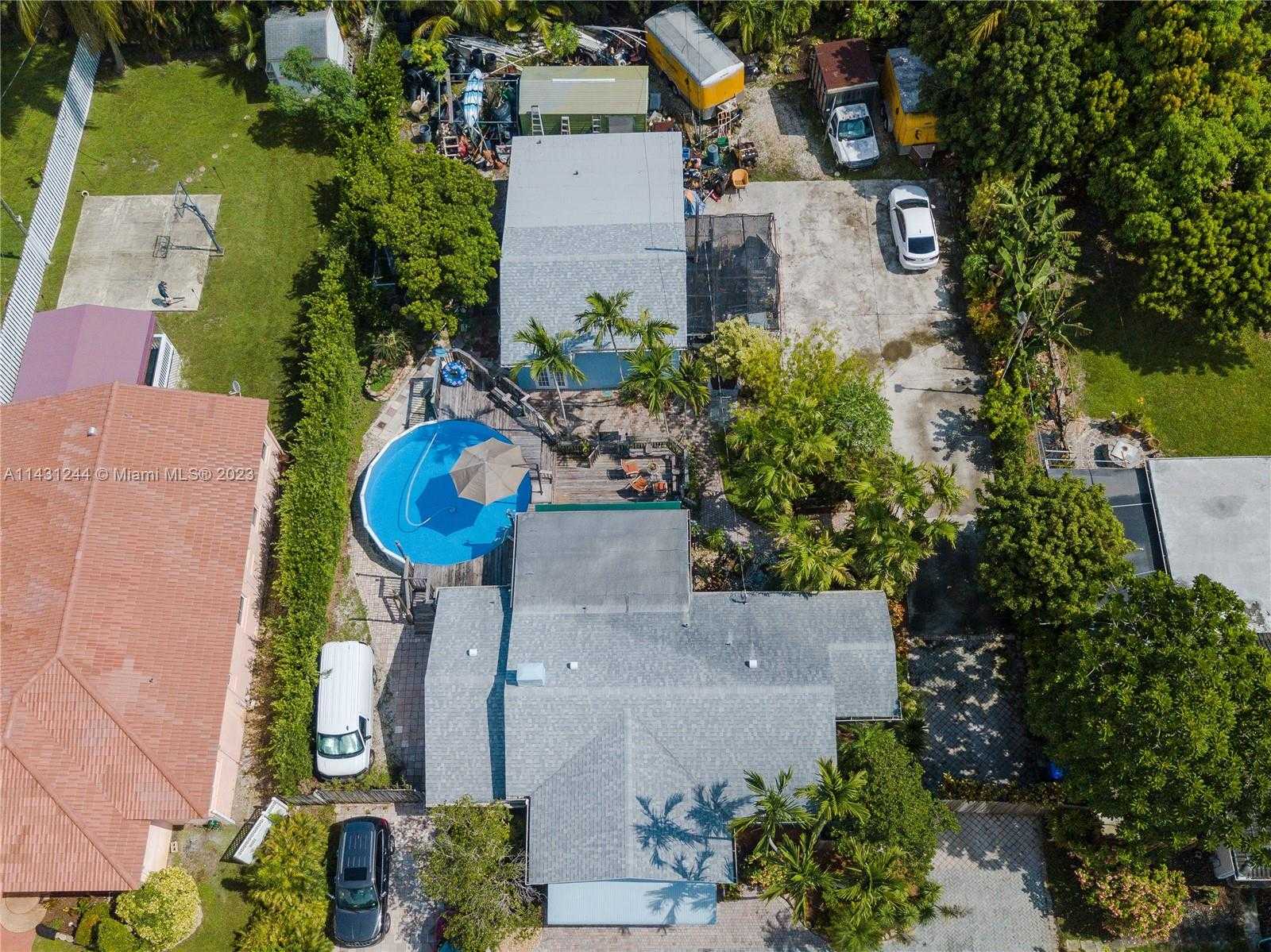 Small Image of 2533 FILLMORE ST, Hollywood Number 17