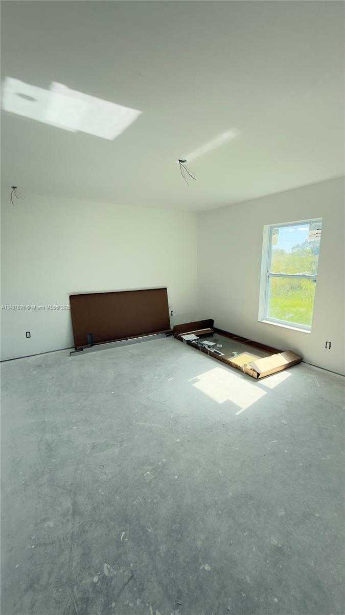 Small Image of 3428 NORTH JEFFCOTT ST, Fort Myers Number 14