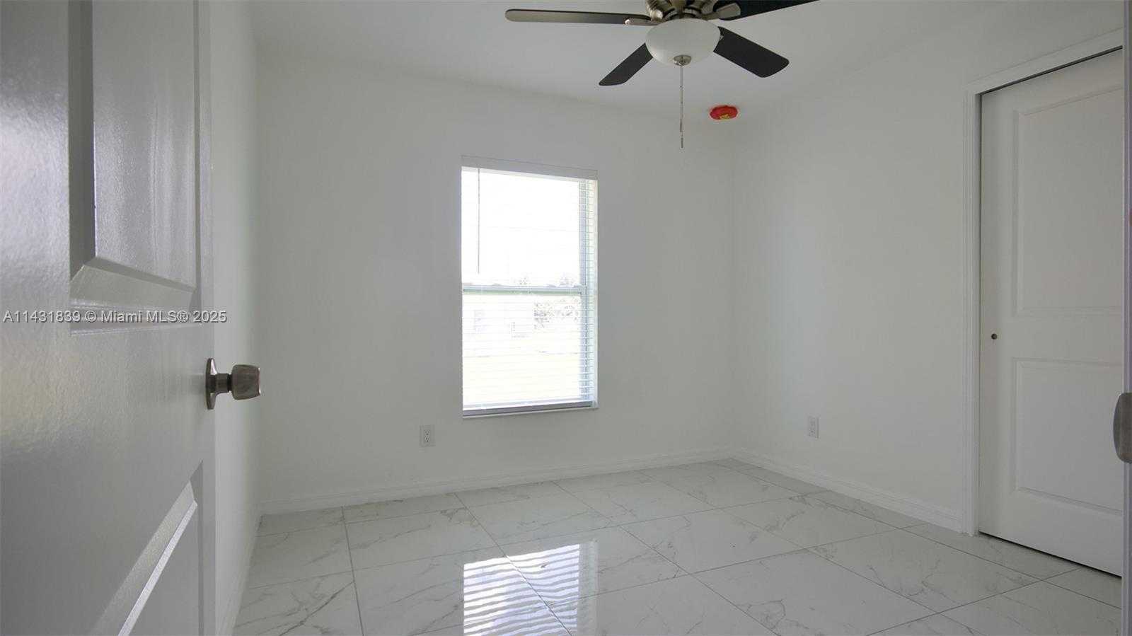 Small Image of 3428 NORTH JEFFCOTT ST, Fort Myers Number 28