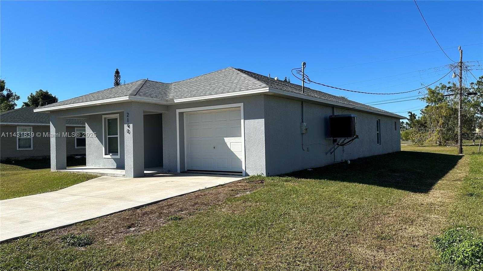 Small Image of 3428 NORTH JEFFCOTT ST, Fort Myers Number 4