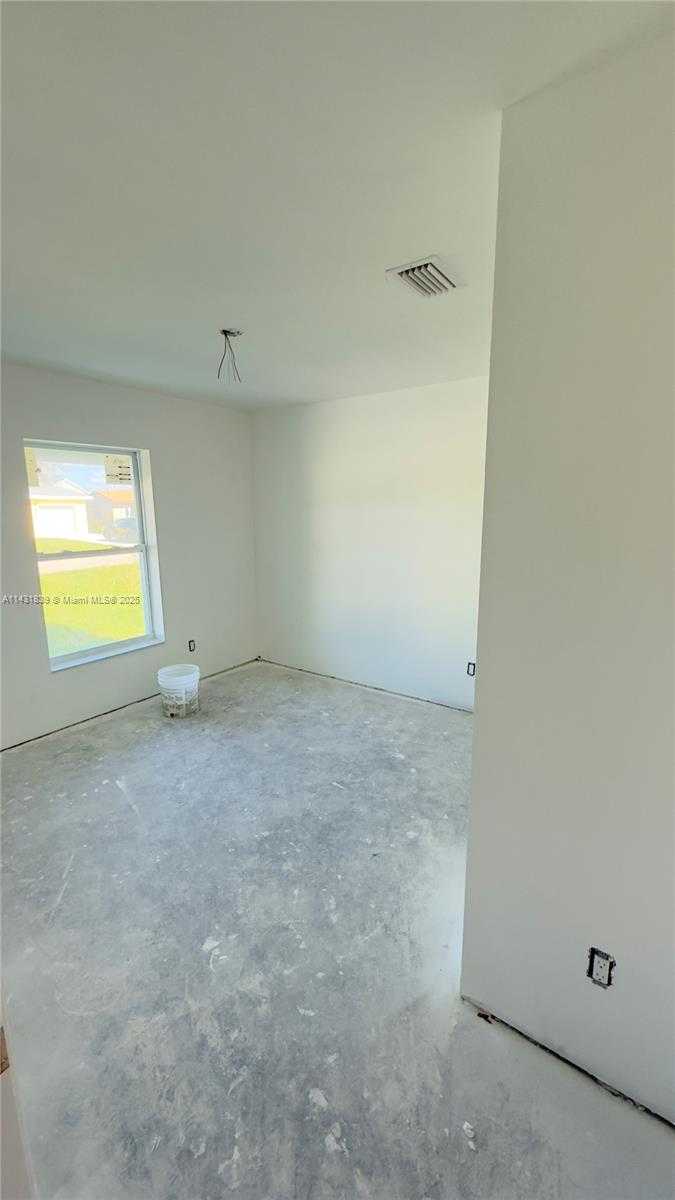 Small Image of 3428 NORTH JEFFCOTT ST, Fort Myers Number 9