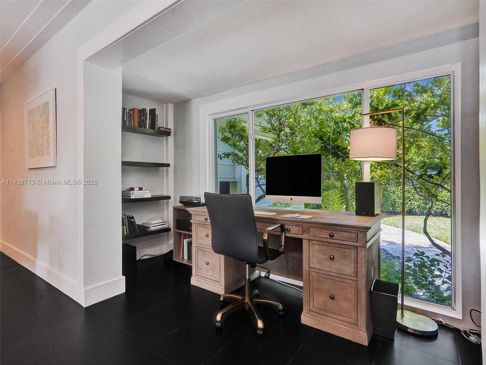 Small Image of 1912 NORTH EAST 119TH RD, North Miami Number 24