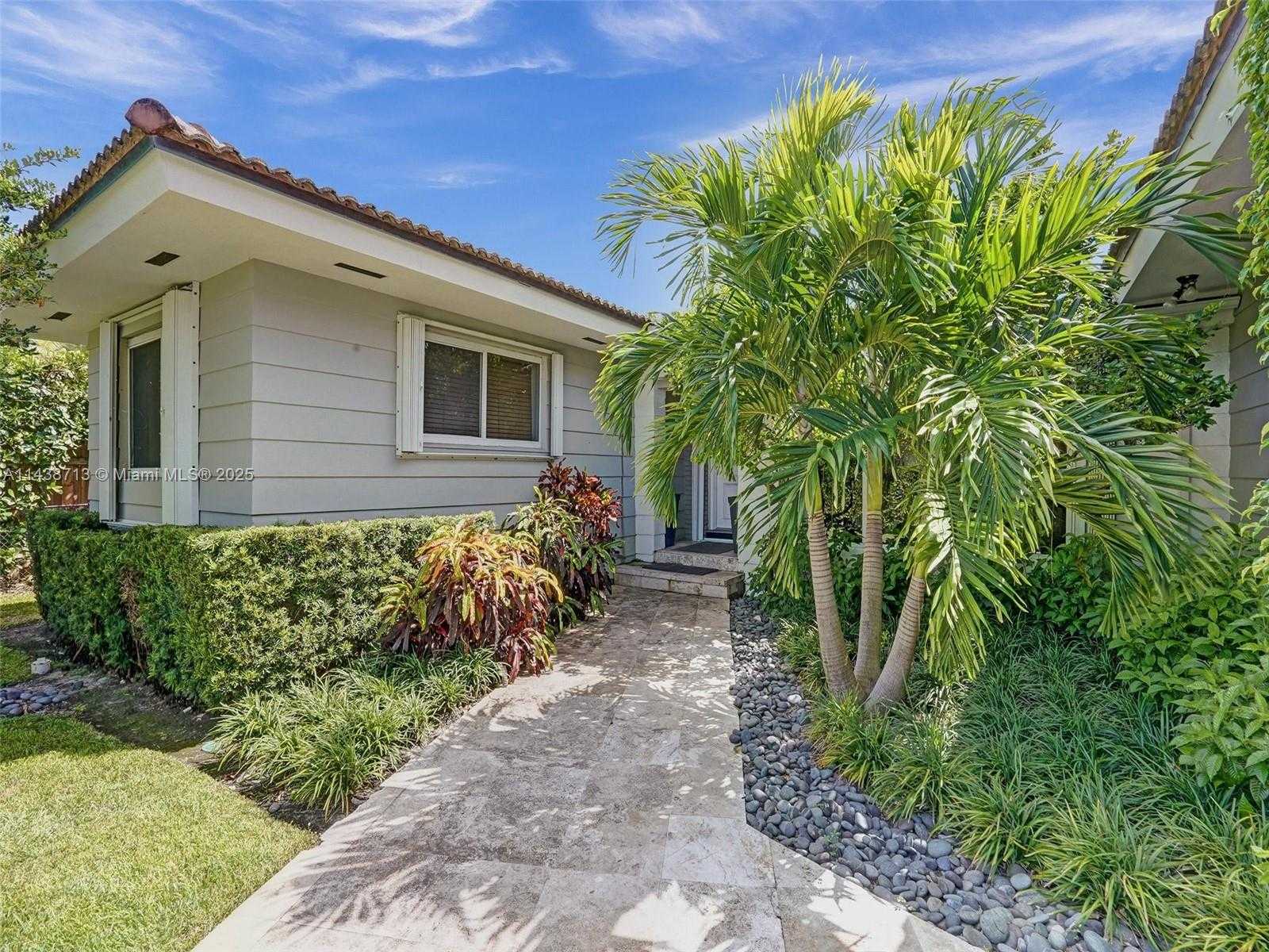 Small Image of 1912 NORTH EAST 119TH RD, North Miami Number 69