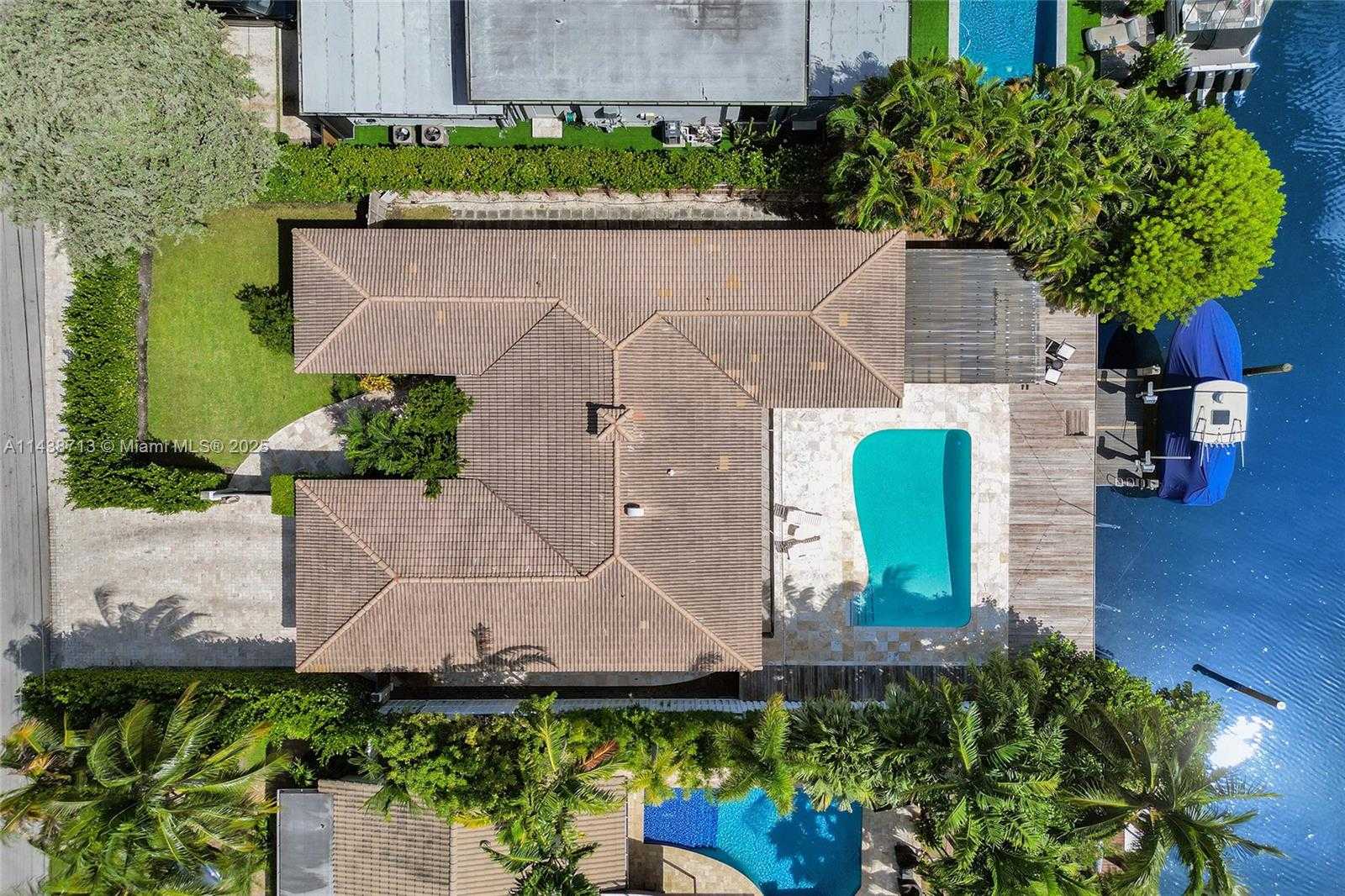 Small Image of 1912 NORTH EAST 119TH RD, North Miami Number 7