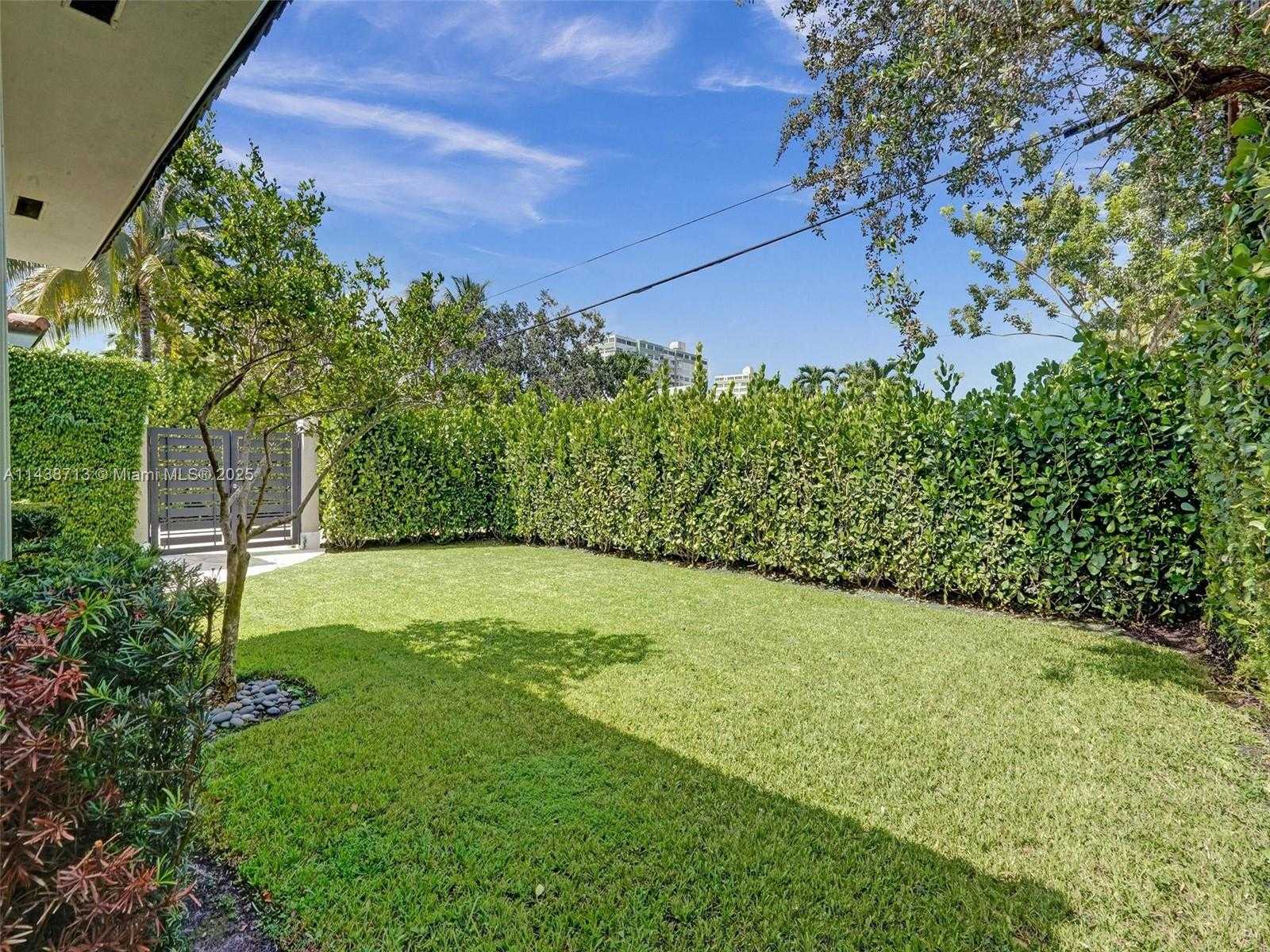 Small Image of 1912 NORTH EAST 119TH RD, North Miami Number 71