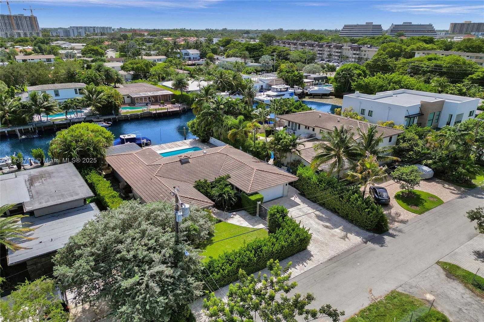 Small Image of 1912 NORTH EAST 119TH RD, North Miami Number 79
