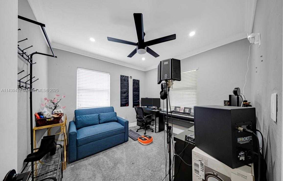 Small Image of 3360 EAST 10TH AVE, Hialeah Number 12