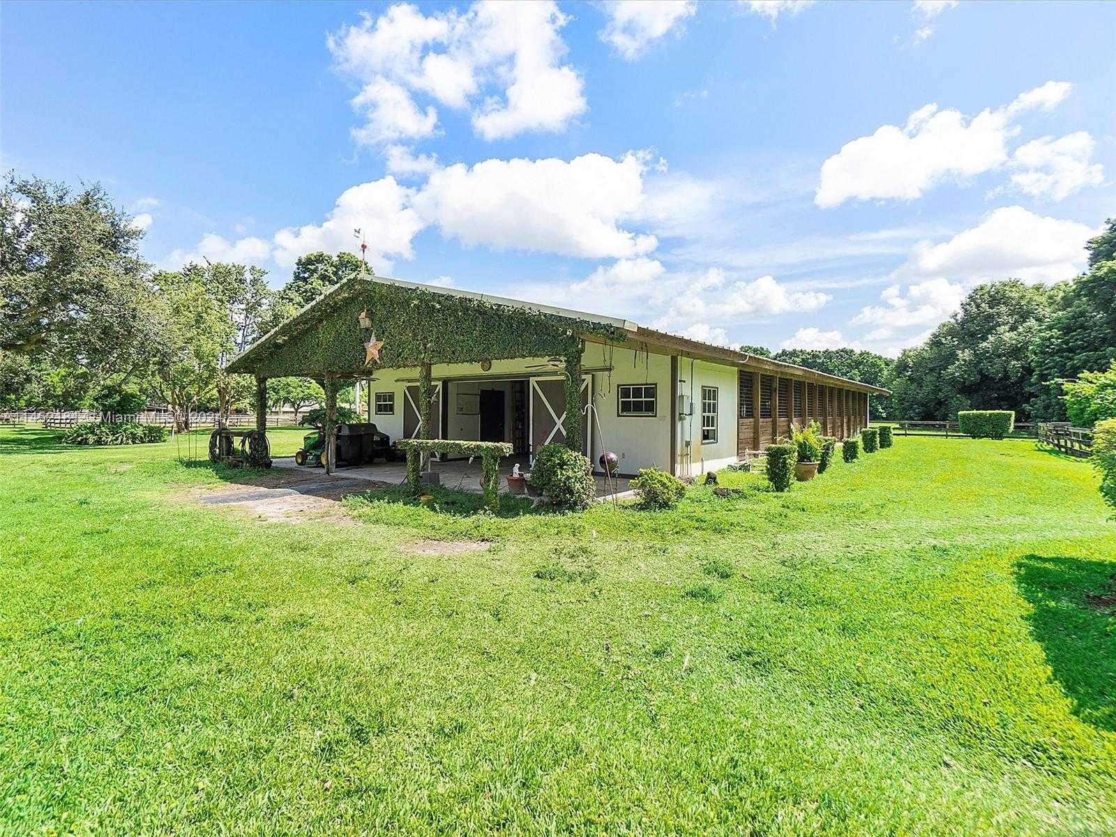 Small Image of 14490 STIRLING RD, Southwest Ranches Number 13