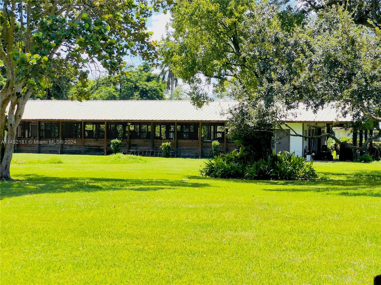 Small Image of 14490 STIRLING RD, Southwest Ranches Number 14