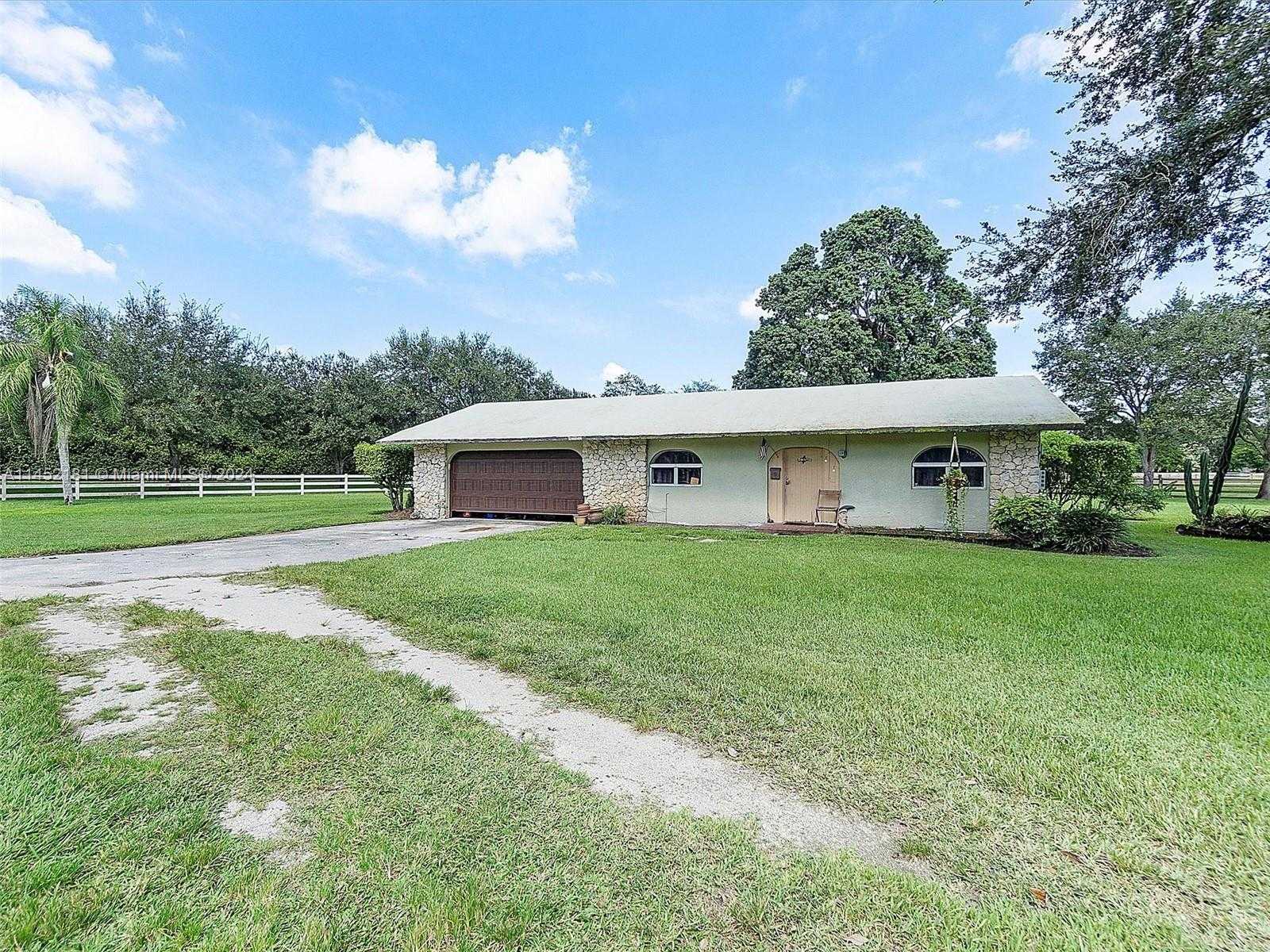 Small Image of 14490 STIRLING RD, Southwest Ranches Number 29