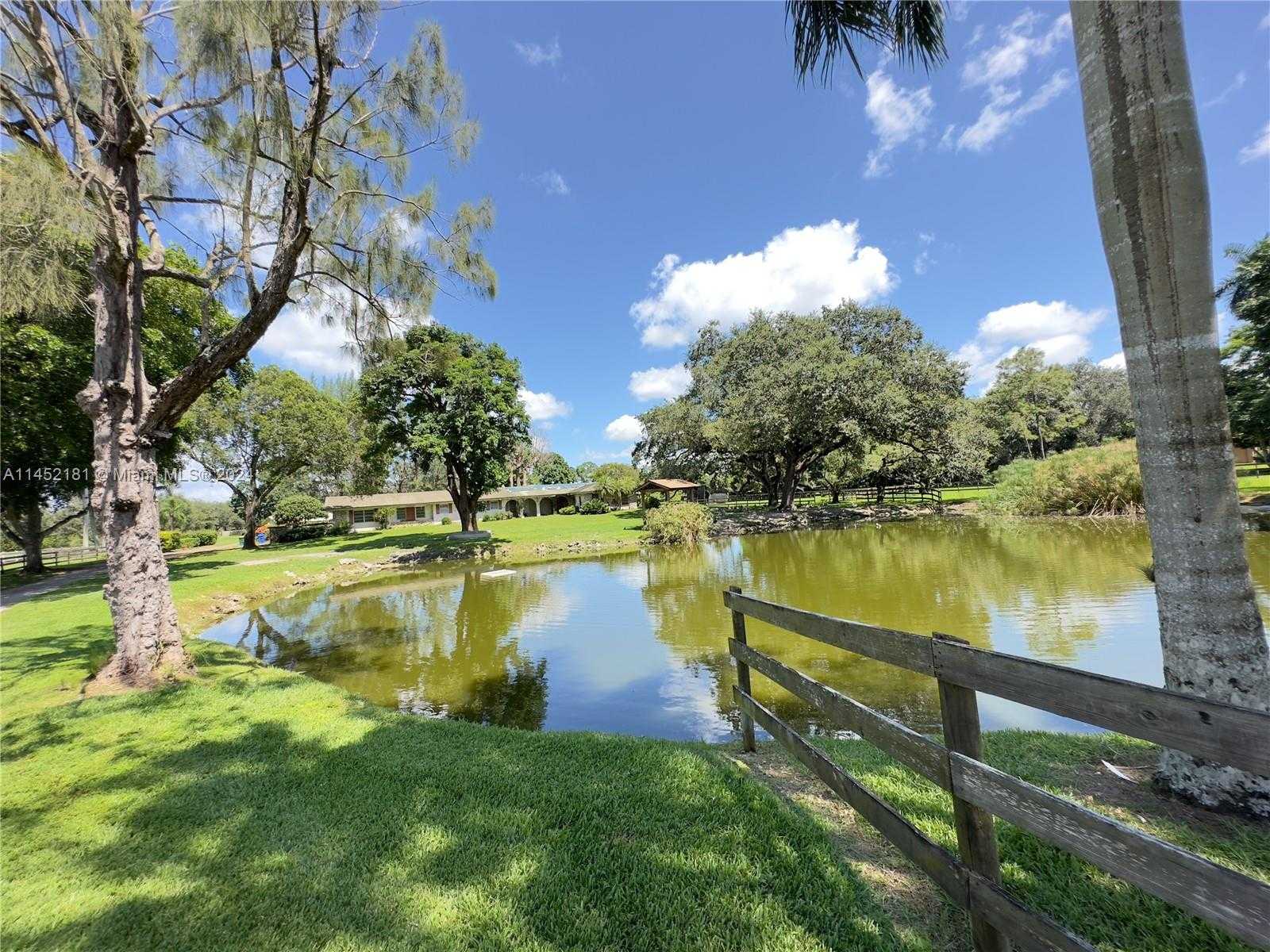 Small Image of 14490 STIRLING RD, Southwest Ranches Number 51