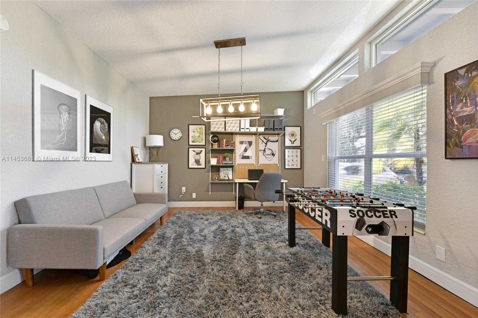 Small Image of 1314 SOUTH WEST 20TH ST, Fort Lauderdale Number 12