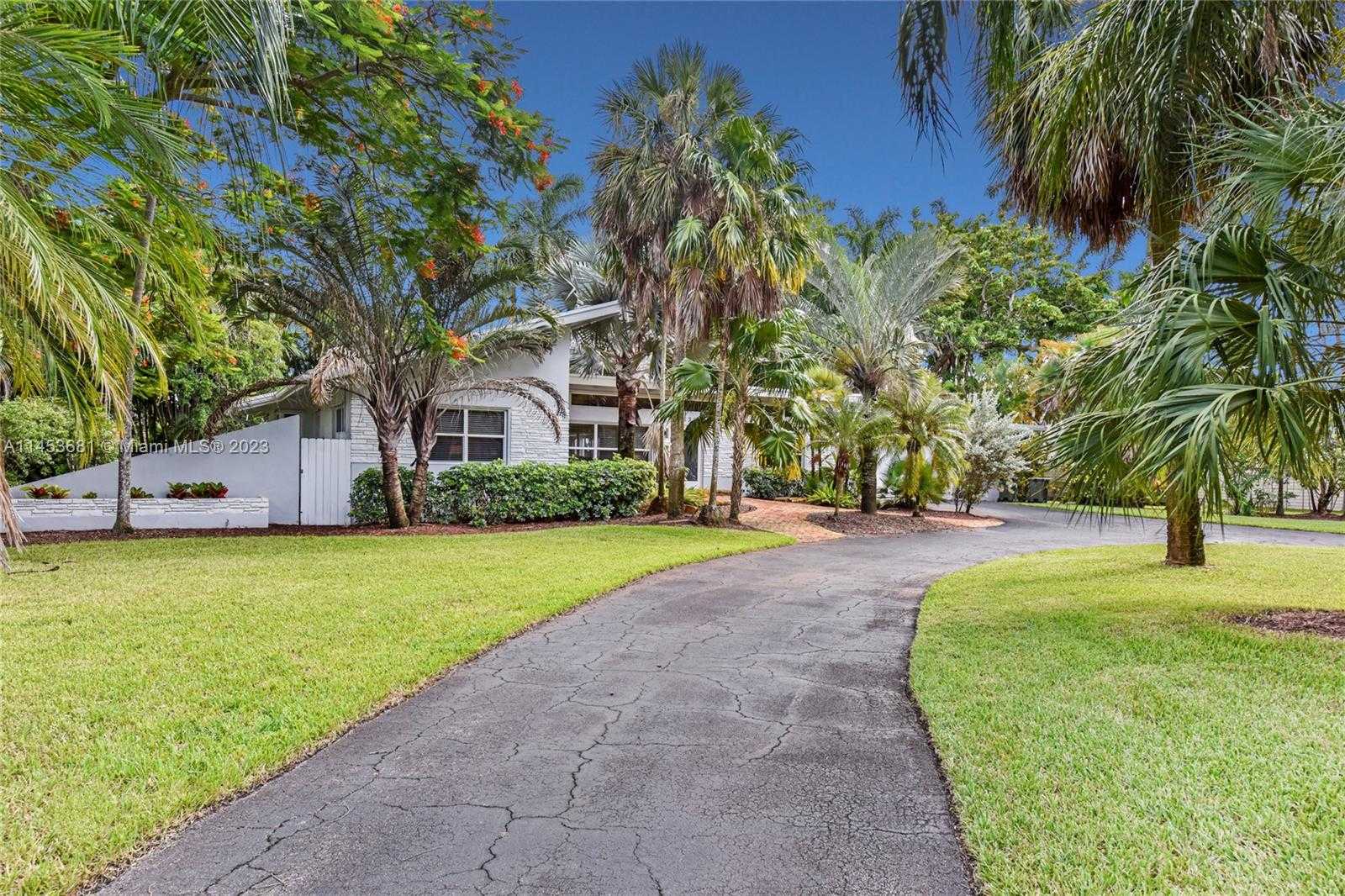 Small Image of 1314 SOUTH WEST 20TH ST, Fort Lauderdale Number 2