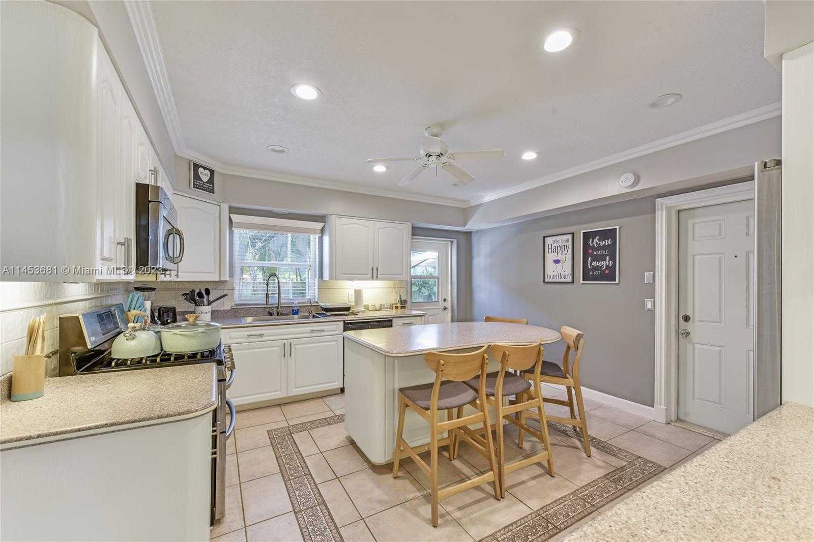 Small Image of 1314 SOUTH WEST 20TH ST, Fort Lauderdale Number 27