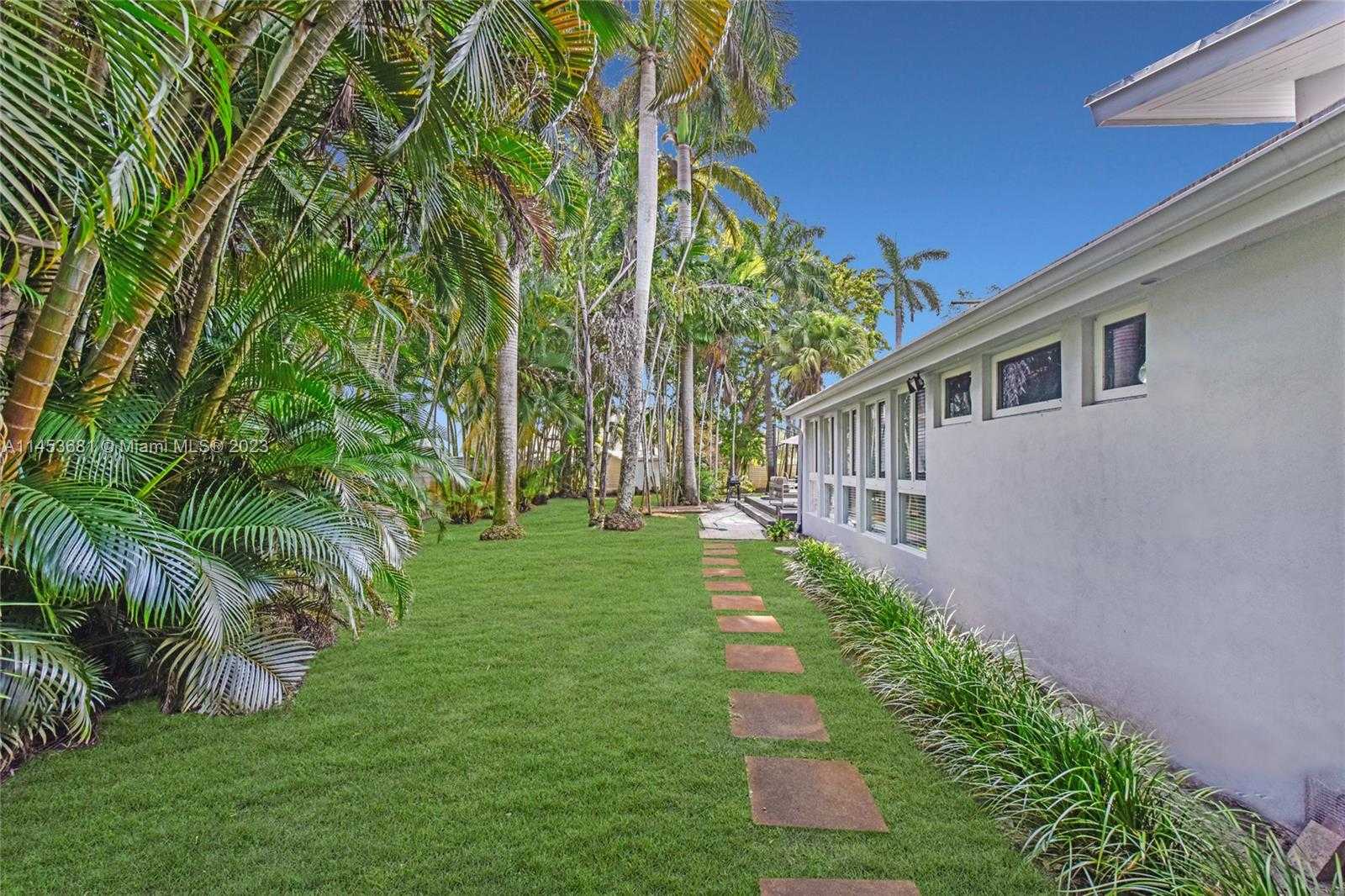 Small Image of 1314 SOUTH WEST 20TH ST, Fort Lauderdale Number 34