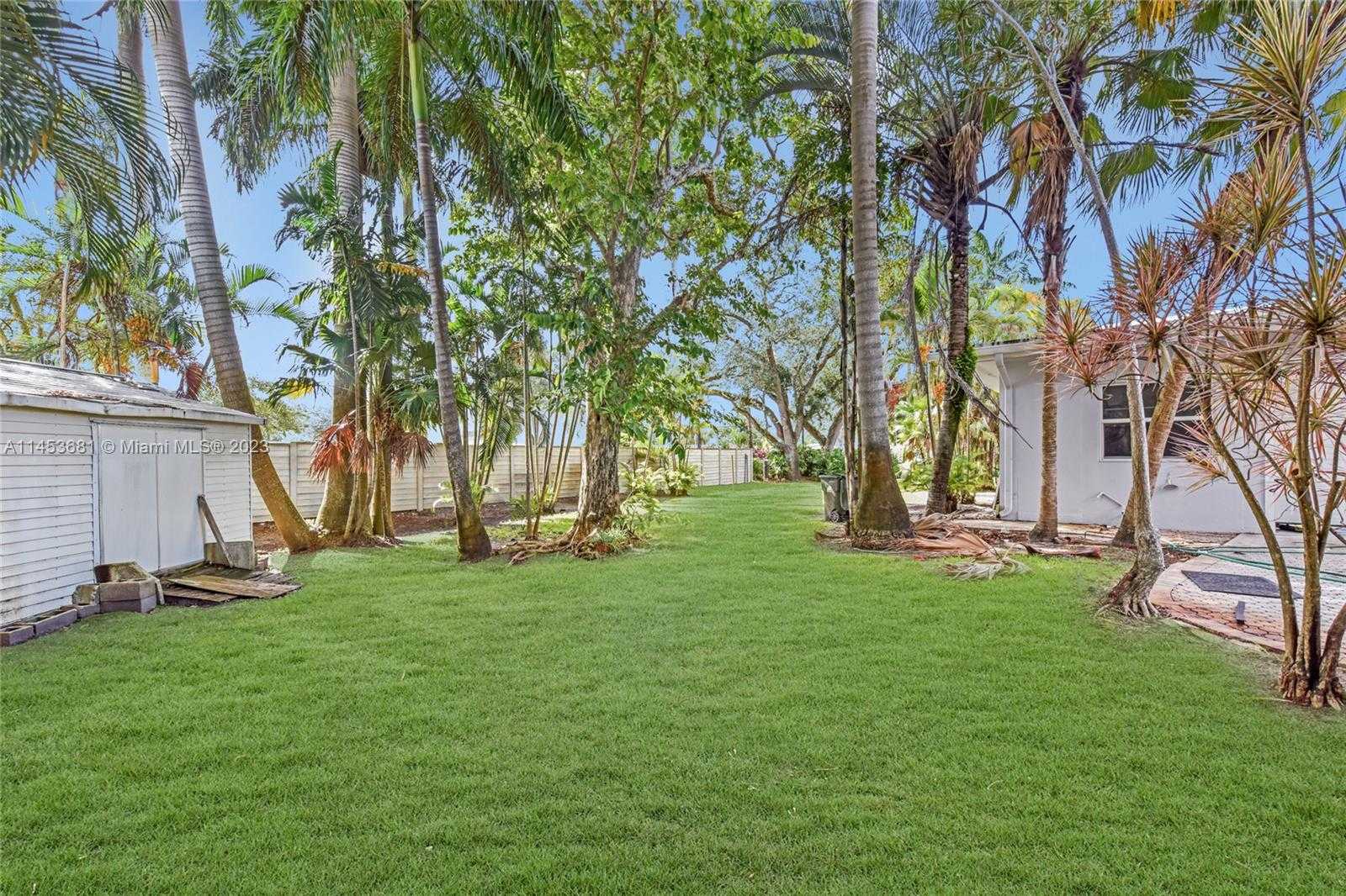 Small Image of 1314 SOUTH WEST 20TH ST, Fort Lauderdale Number 36