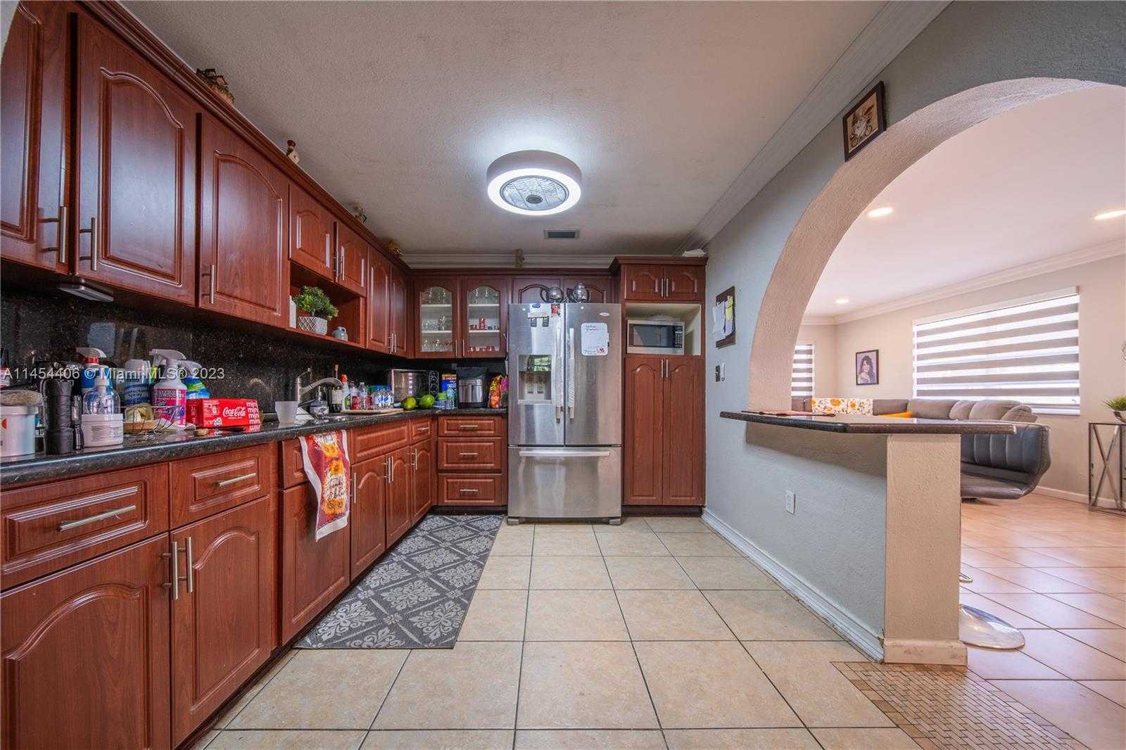 Small Image of 925 EAST 29TH ST, Hialeah Number 17