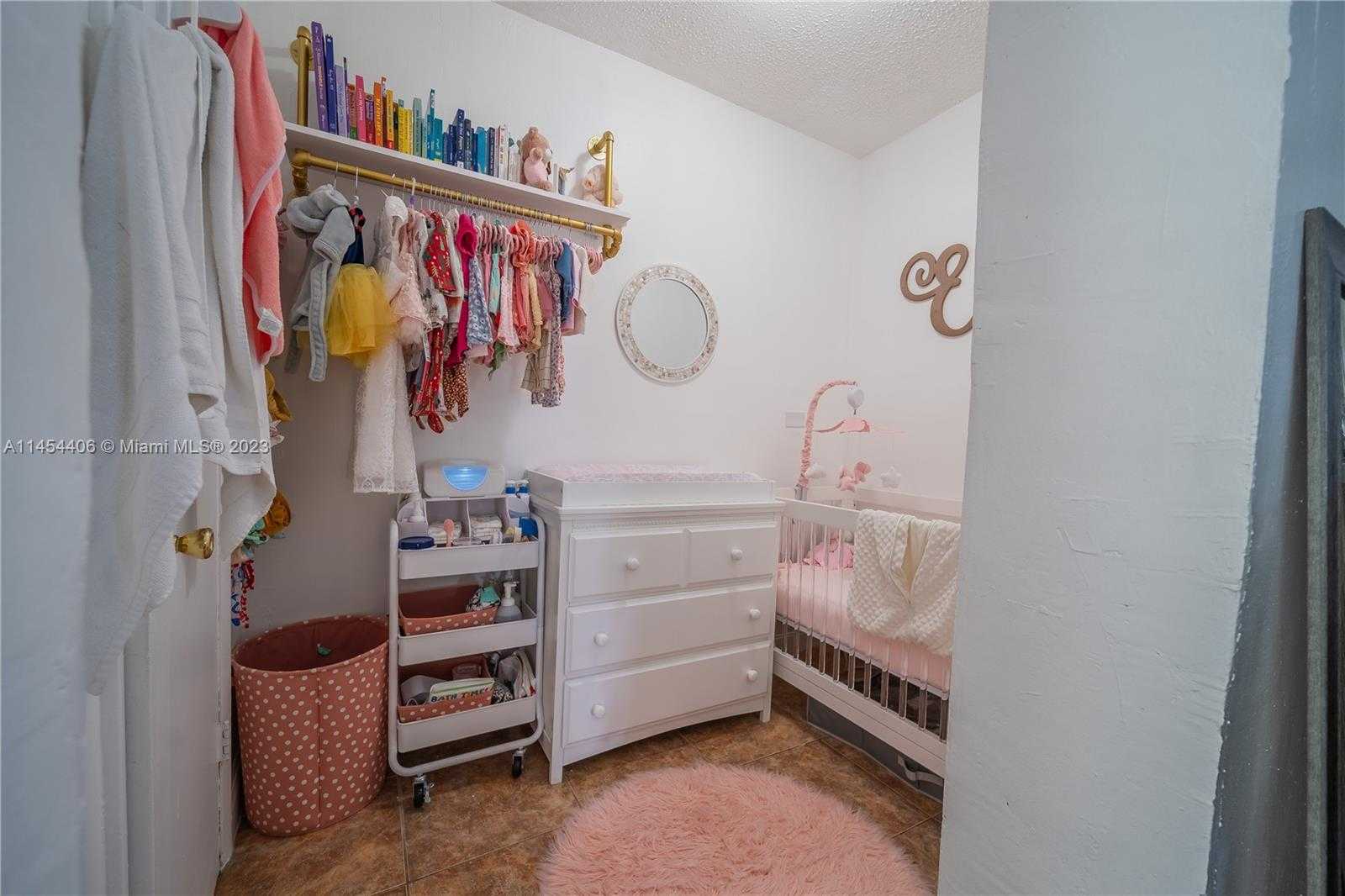 Small Image of 925 EAST 29TH ST, Hialeah Number 29