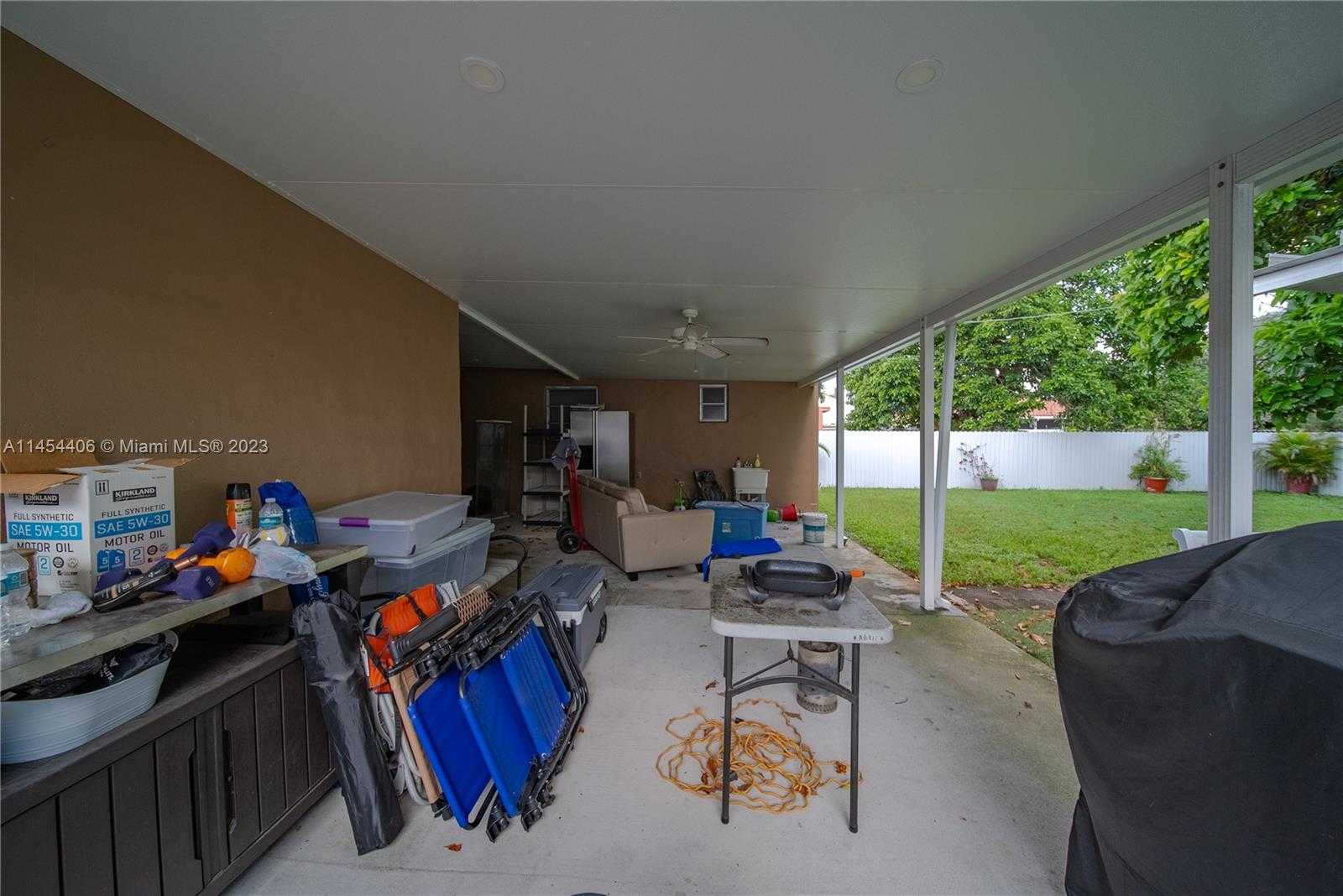 Small Image of 925 EAST 29TH ST, Hialeah Number 35