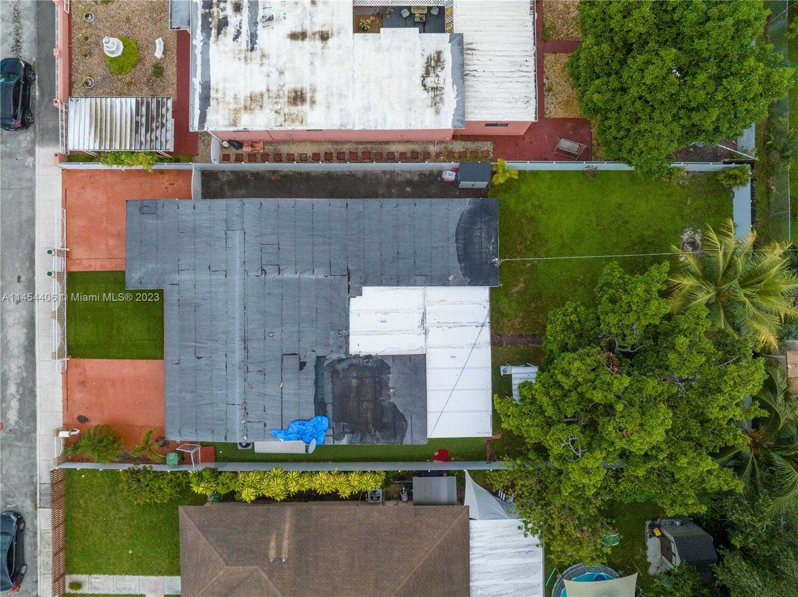 Small Image of 925 EAST 29TH ST, Hialeah Number 39