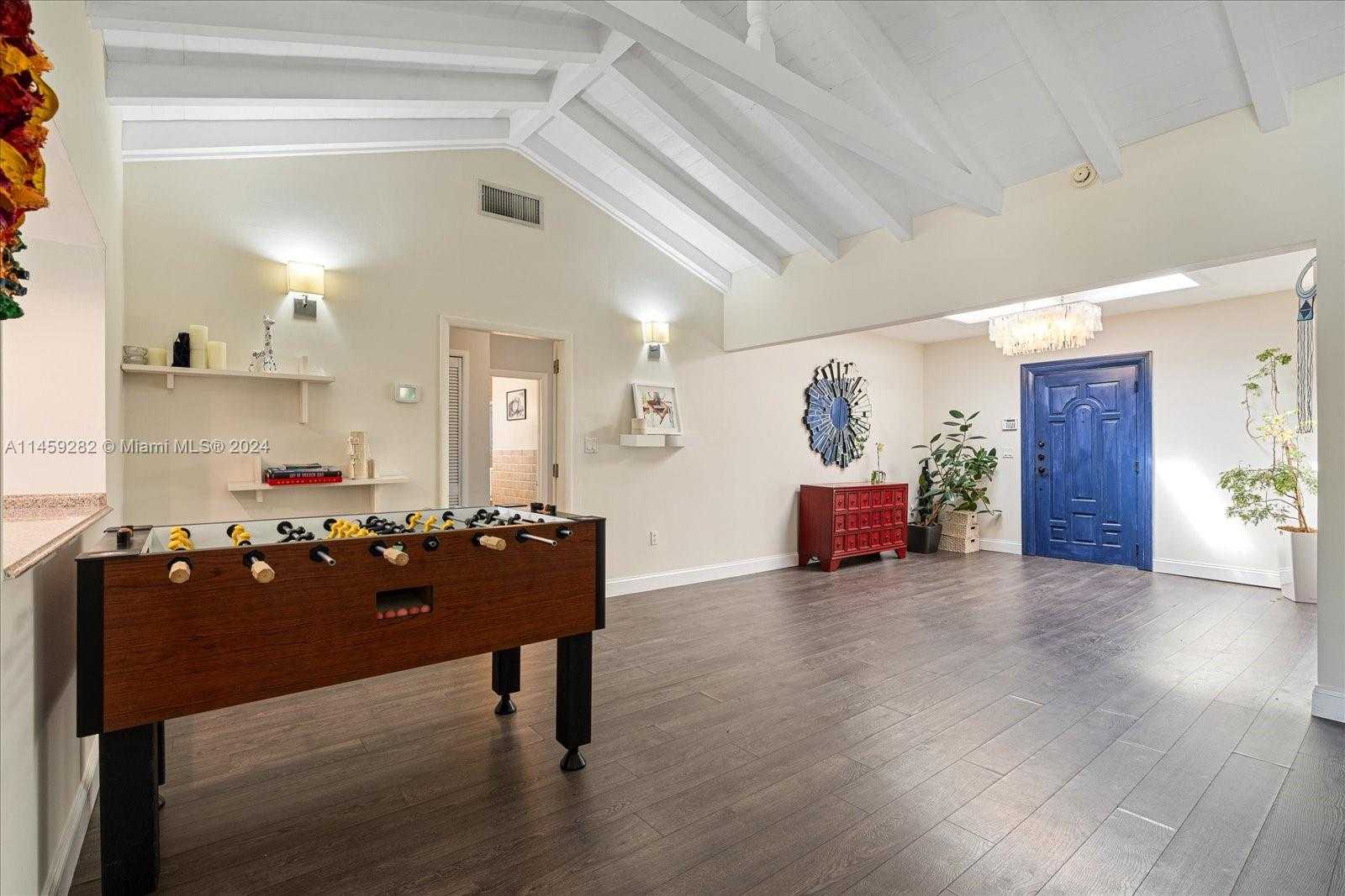 Small Image of 433 EAST DILIDO DR, Miami Beach Number 10