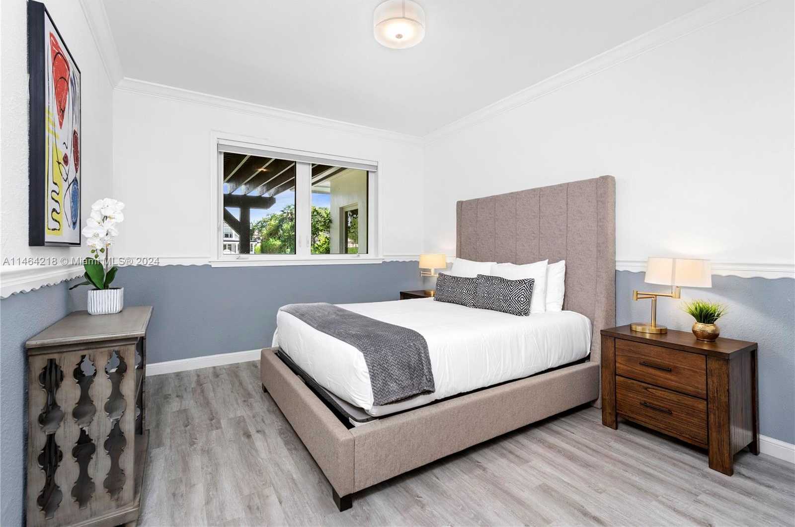 Small Image of 472 SUNSET DR, Hallandale Beach Number 17