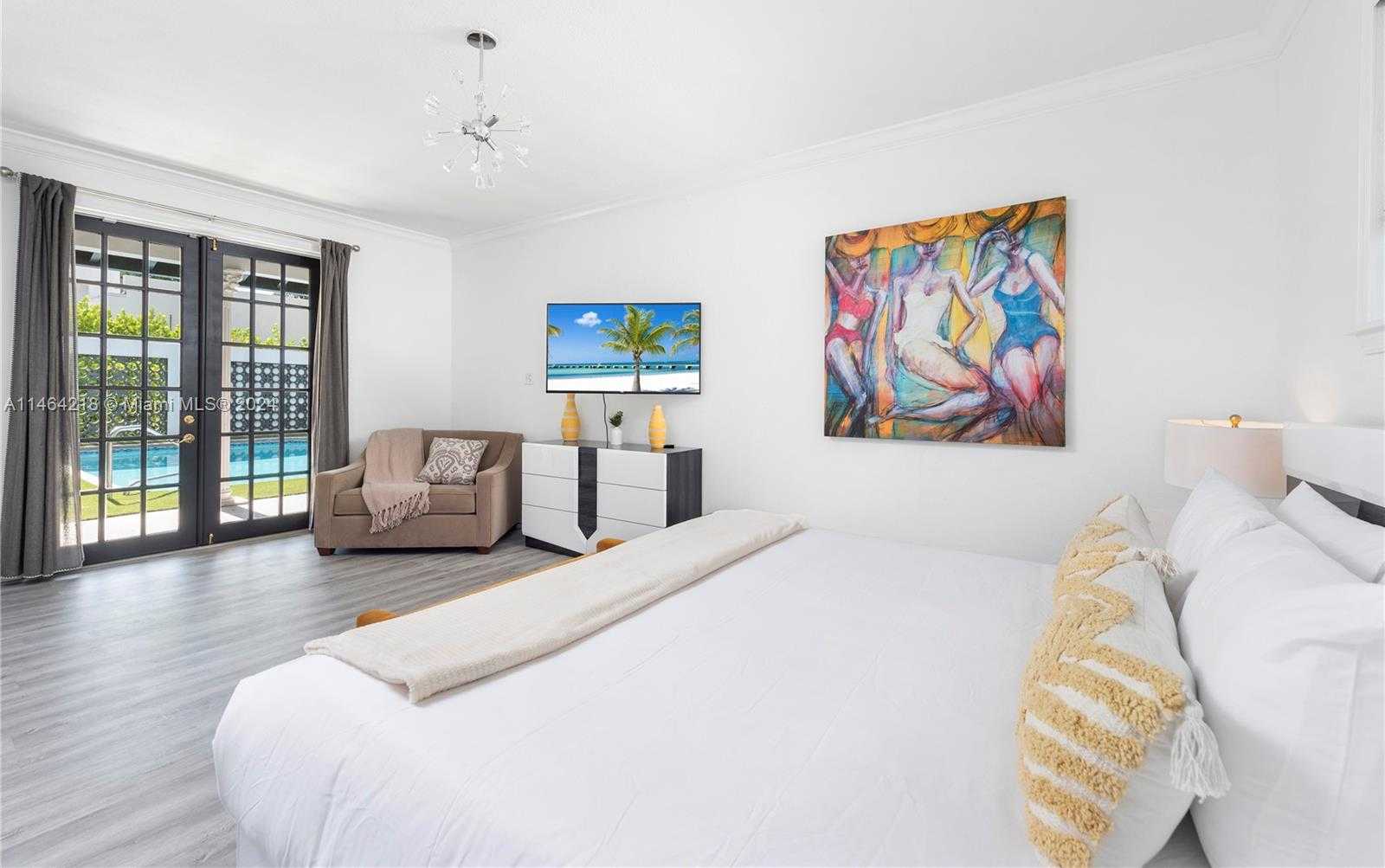 Small Image of 472 SUNSET DR, Hallandale Beach Number 20