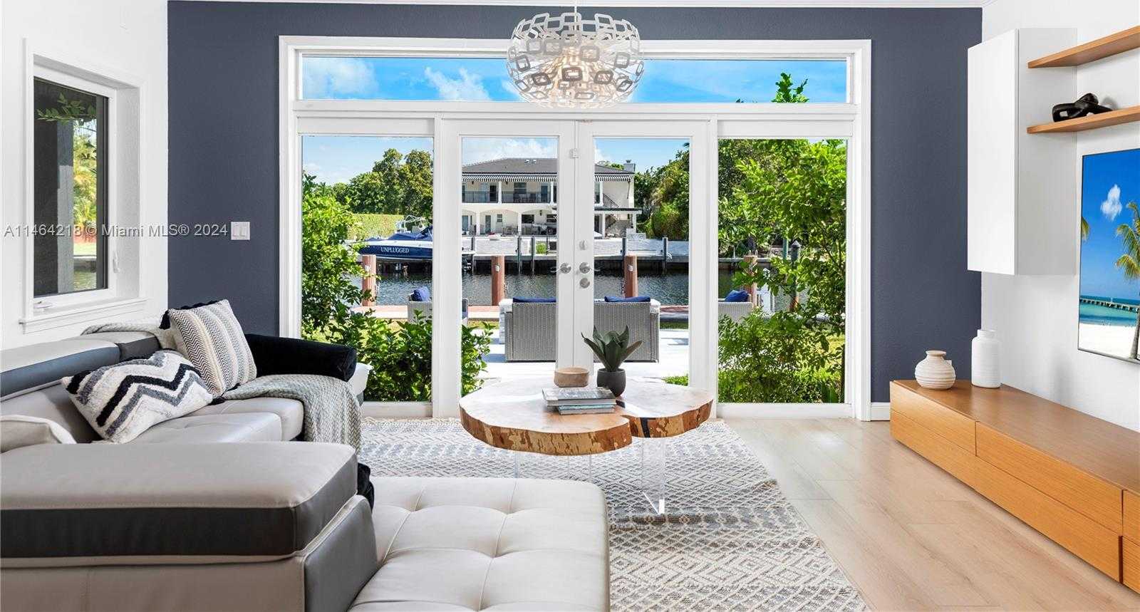 Small Image of 472 SUNSET DR, Hallandale Beach Number 32