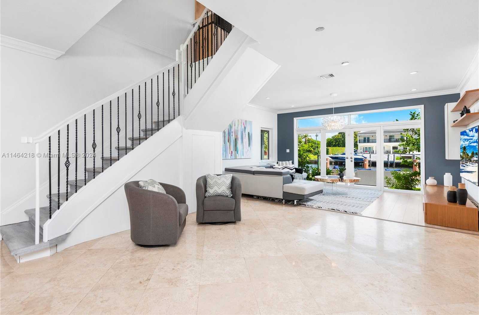 Small Image of 472 SUNSET DR, Hallandale Beach Number 36