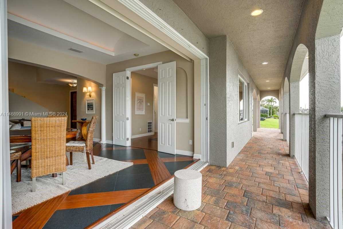 Small Image of 1759 SE 46TH STREET, Cape Coral Number 8