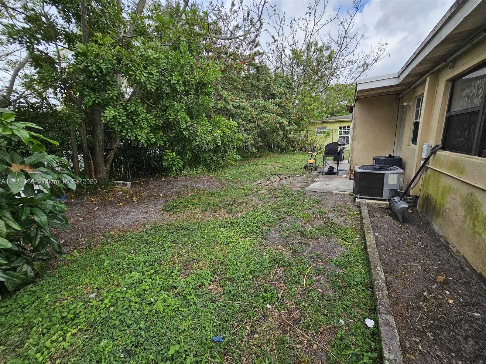 Small Image of 1817 NORTH WEST 25TH AVE, Fort Lauderdale Number 20