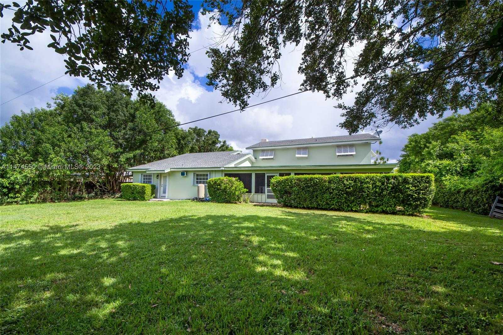 Small Image of 19720 SOUTH WEST 242ND TER, Homestead Number 36