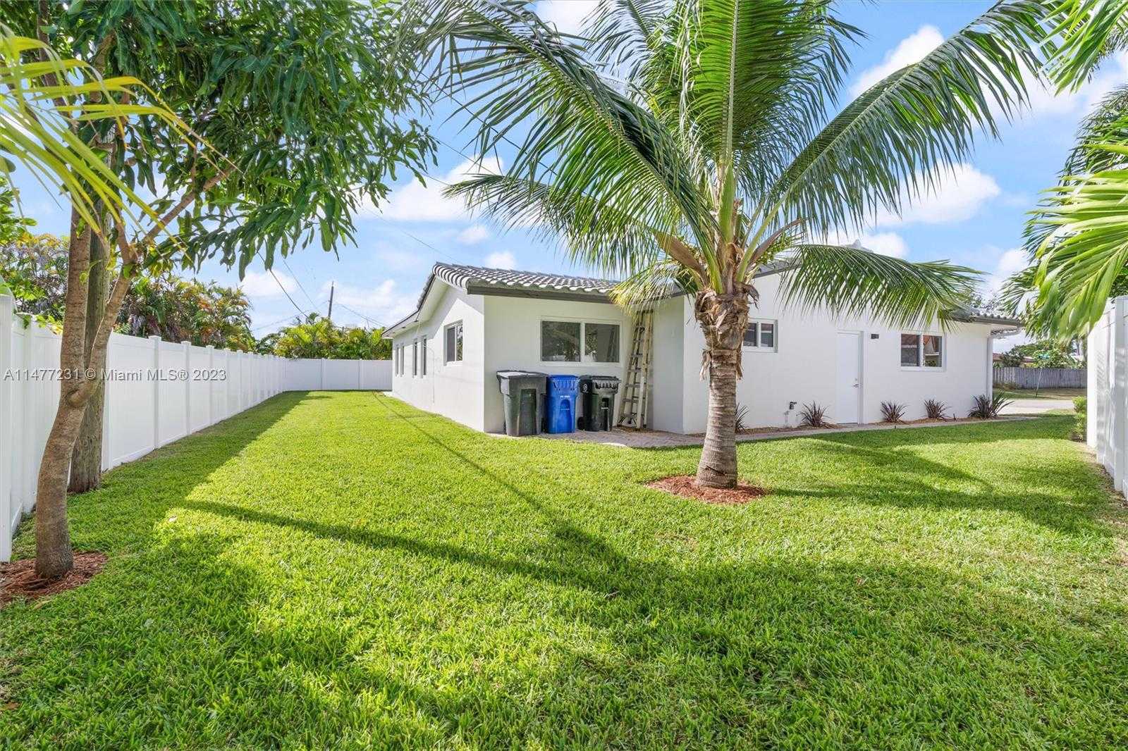 Small Image of 5900 NORTH EAST 21ST AVE, Fort Lauderdale Number 31