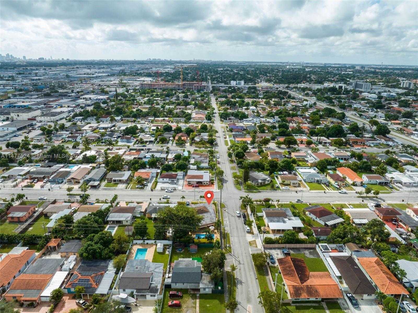 Small Image of 901 EAST 32ND ST, Hialeah Number 15