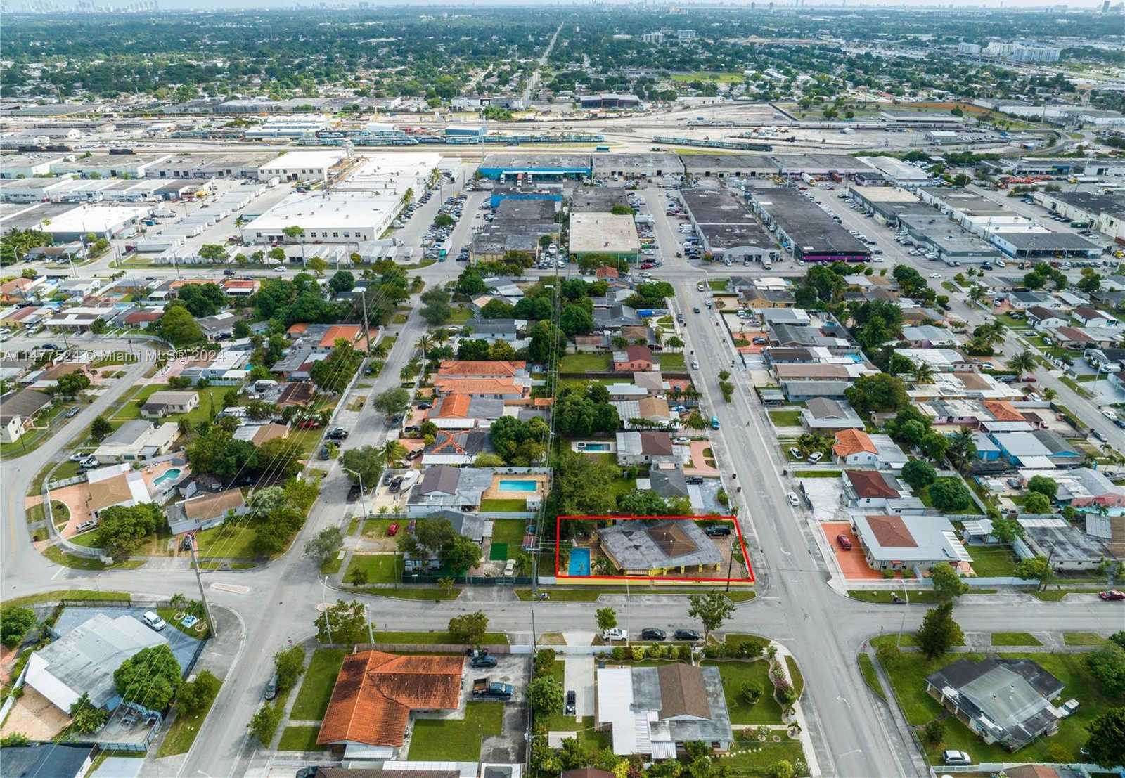 Small Image of 901 EAST 32ND ST, Hialeah Number 19