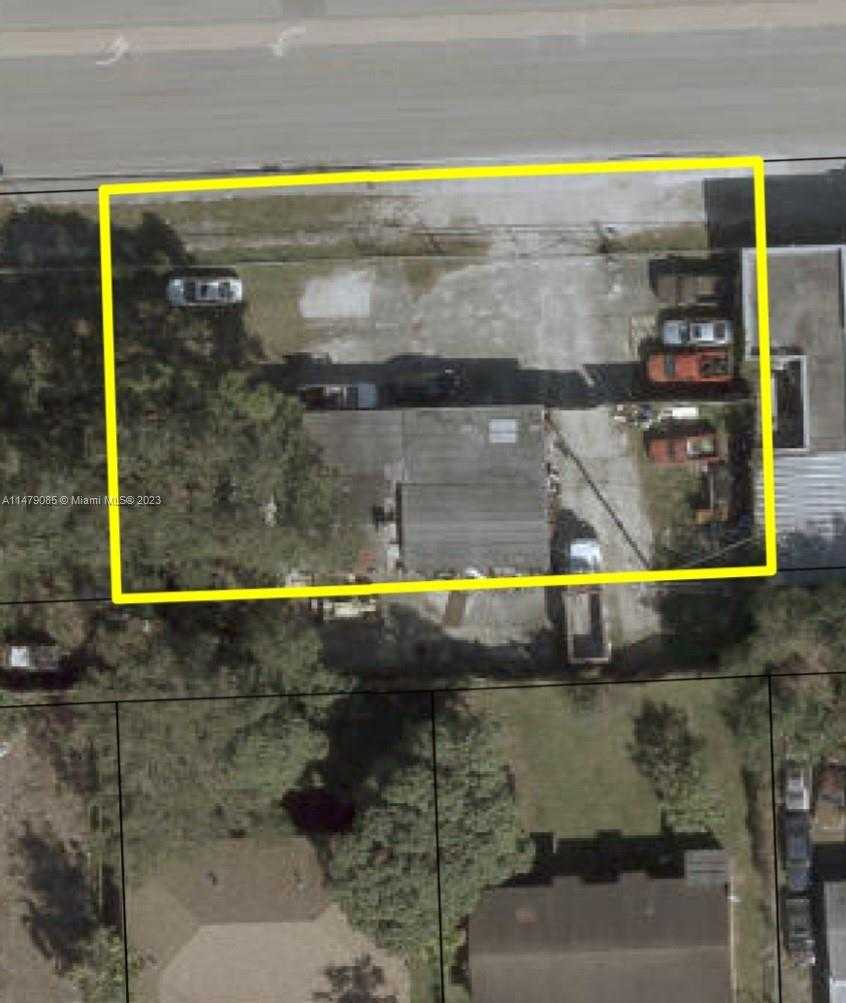 Small Image of 1878 NORTH WEST 95TH ST, Miami Number 2