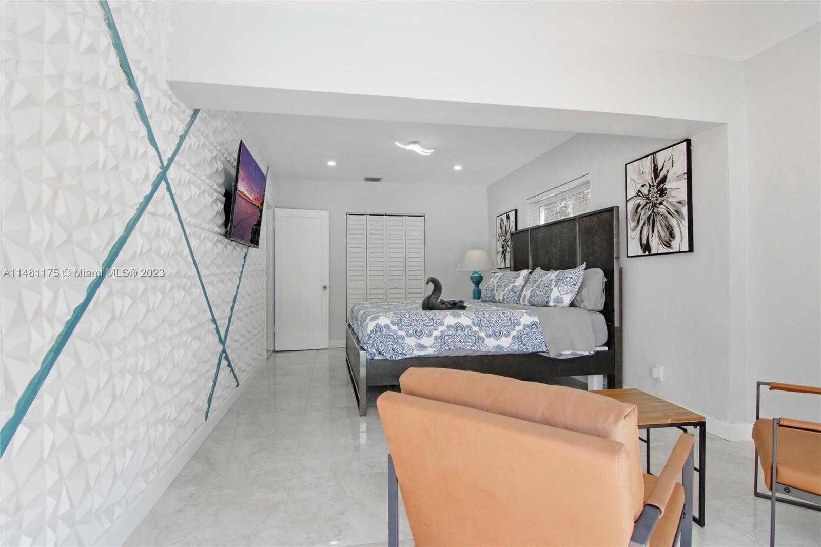Small Image of 1516 WILEY ST, Hollywood Number 15