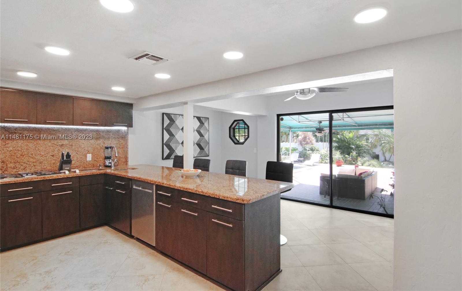 Small Image of 1516 WILEY ST, Hollywood Number 23