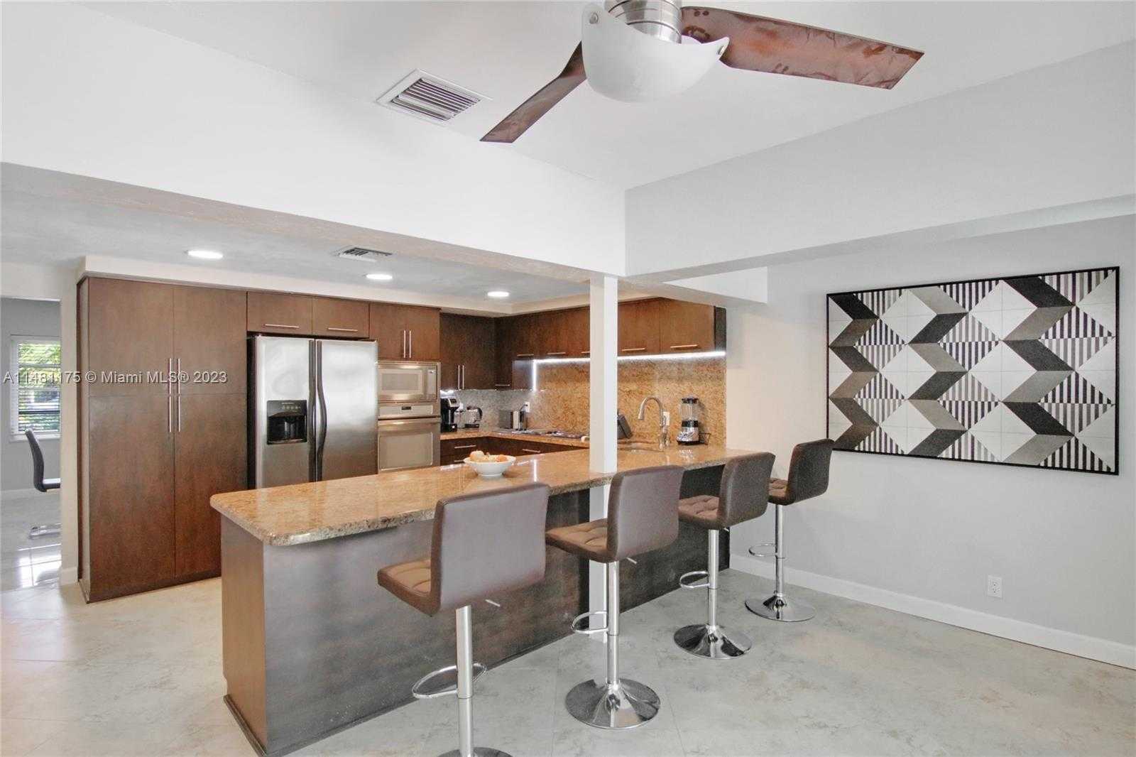 Small Image of 1516 WILEY ST, Hollywood Number 24