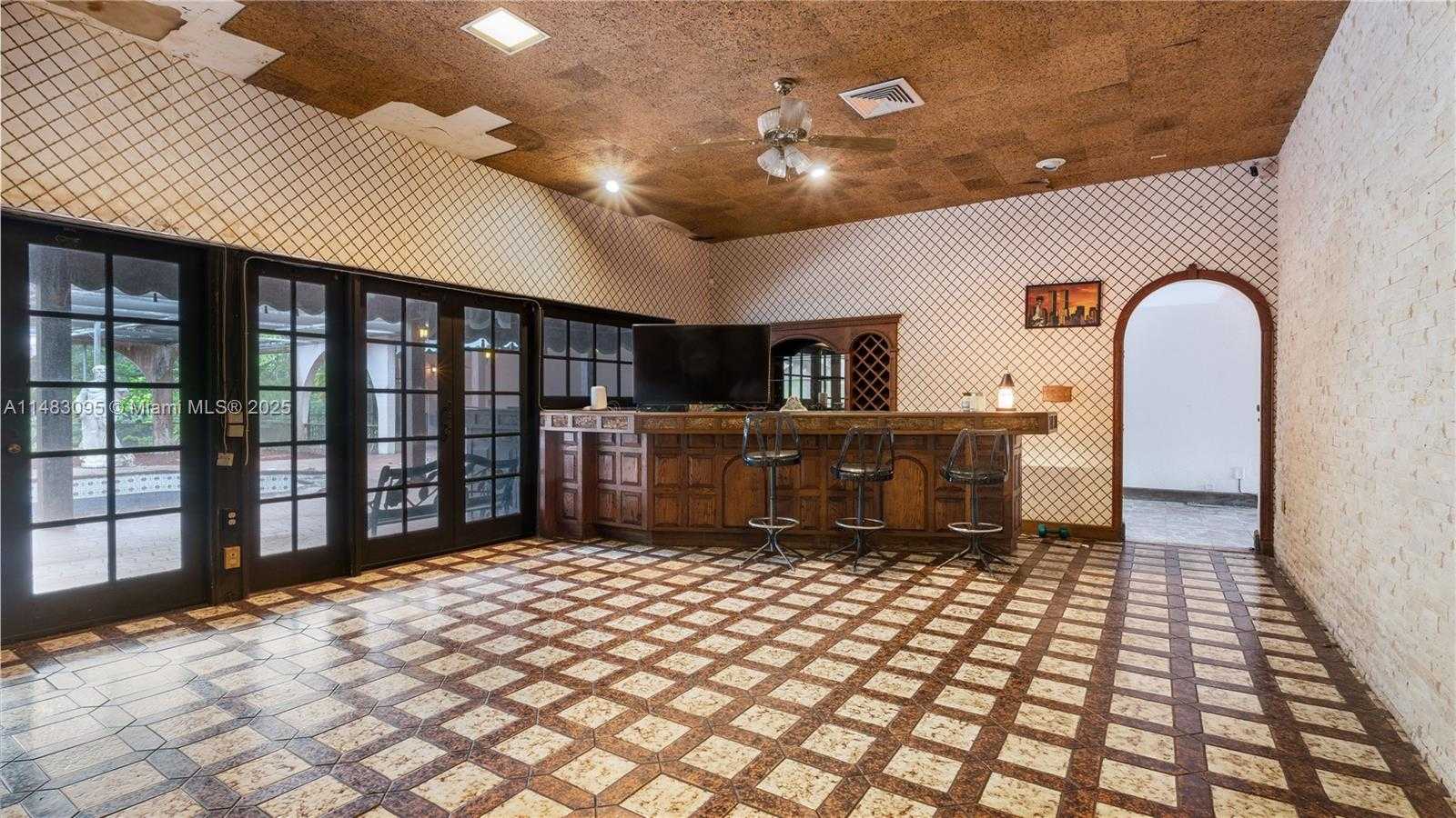 Imagen de Pequeño Objeto