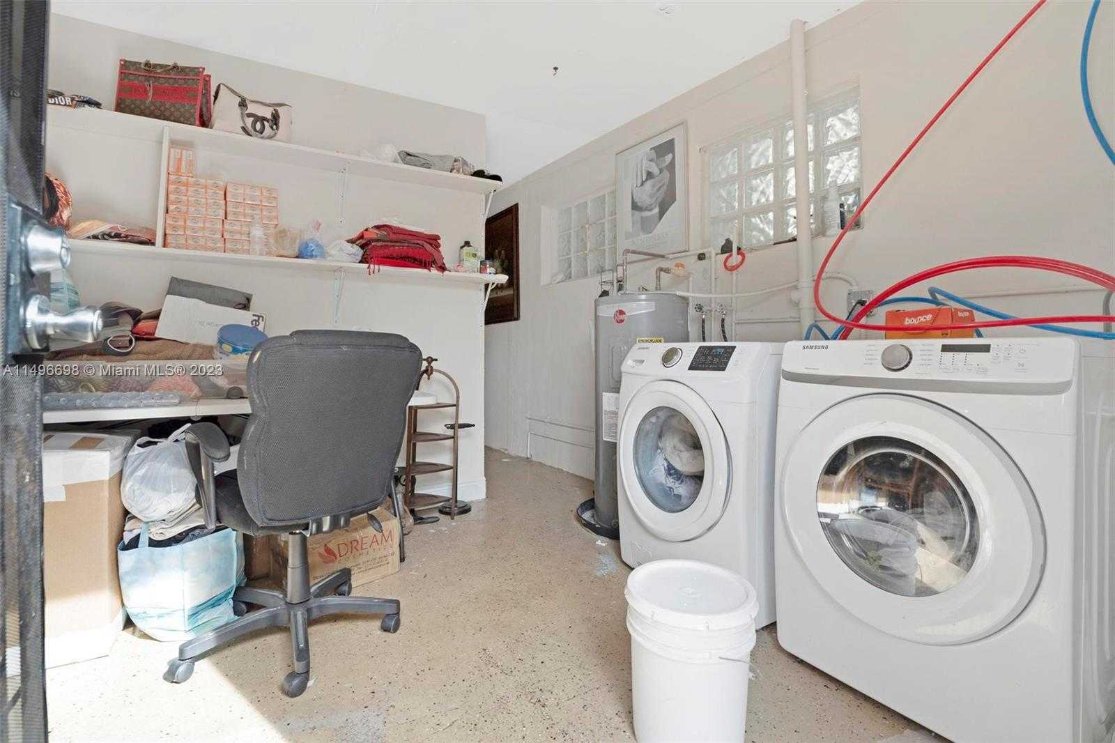 Small Image of 1026, West Palm Beach Number 10