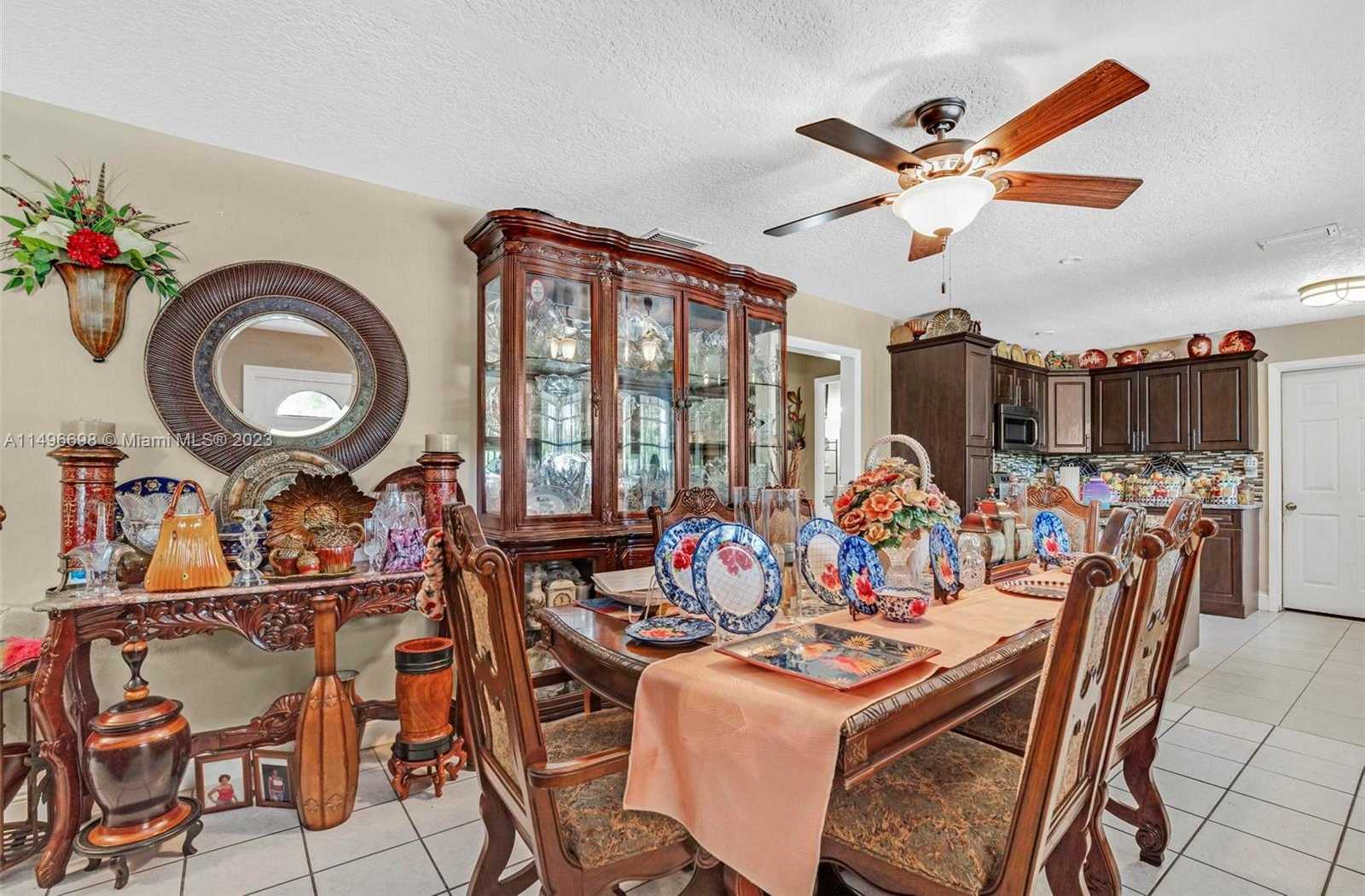Small Image of 1026, West Palm Beach Number 20